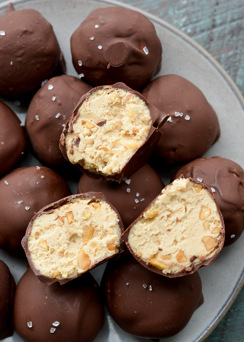 Keto Peanut Butter Cheesecake Truffles (no bake) ketogenicdiet