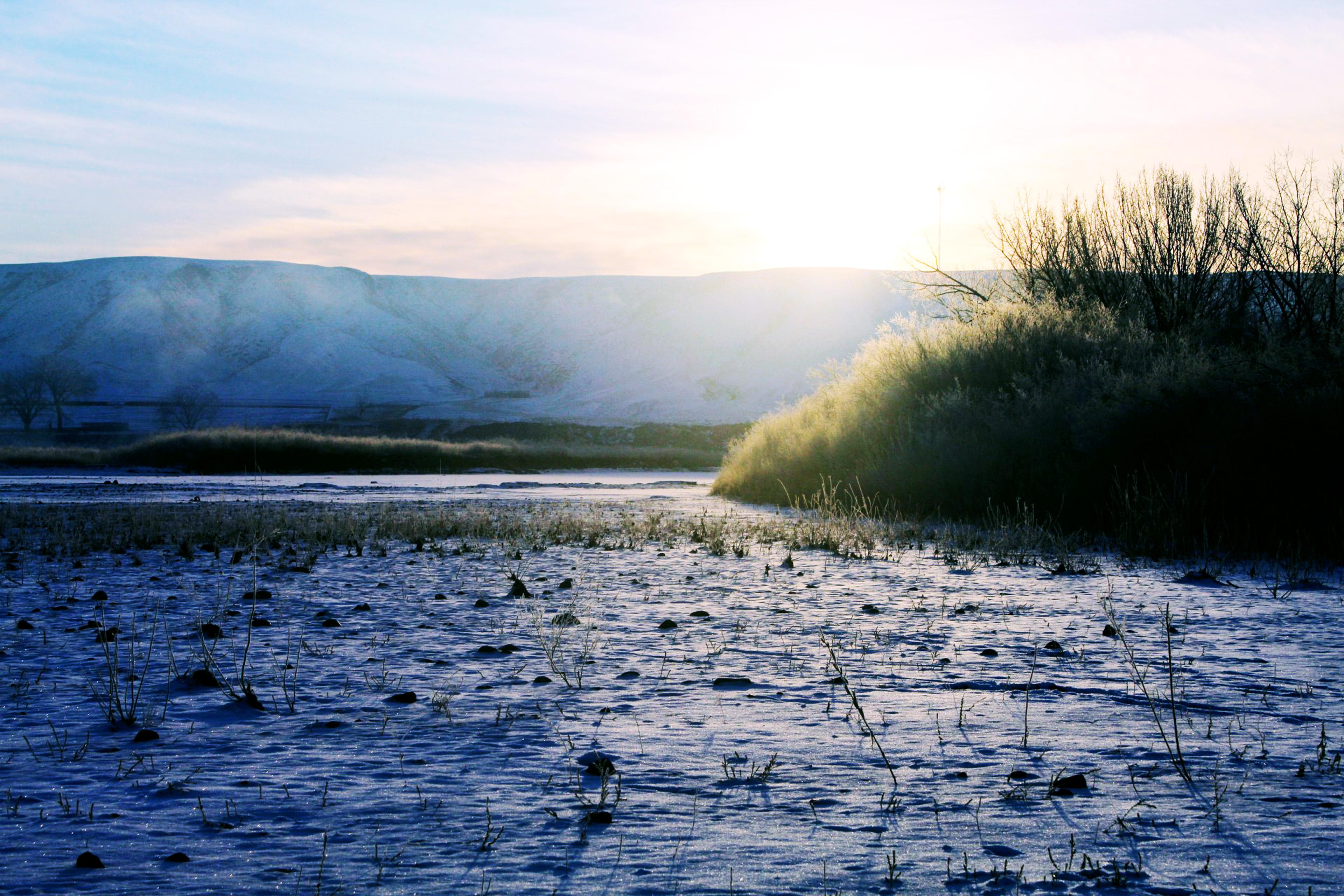 Winter Morning Sunrise, Medicine Hat, Canada (OC) (3840x2560) r/EarthPorn
