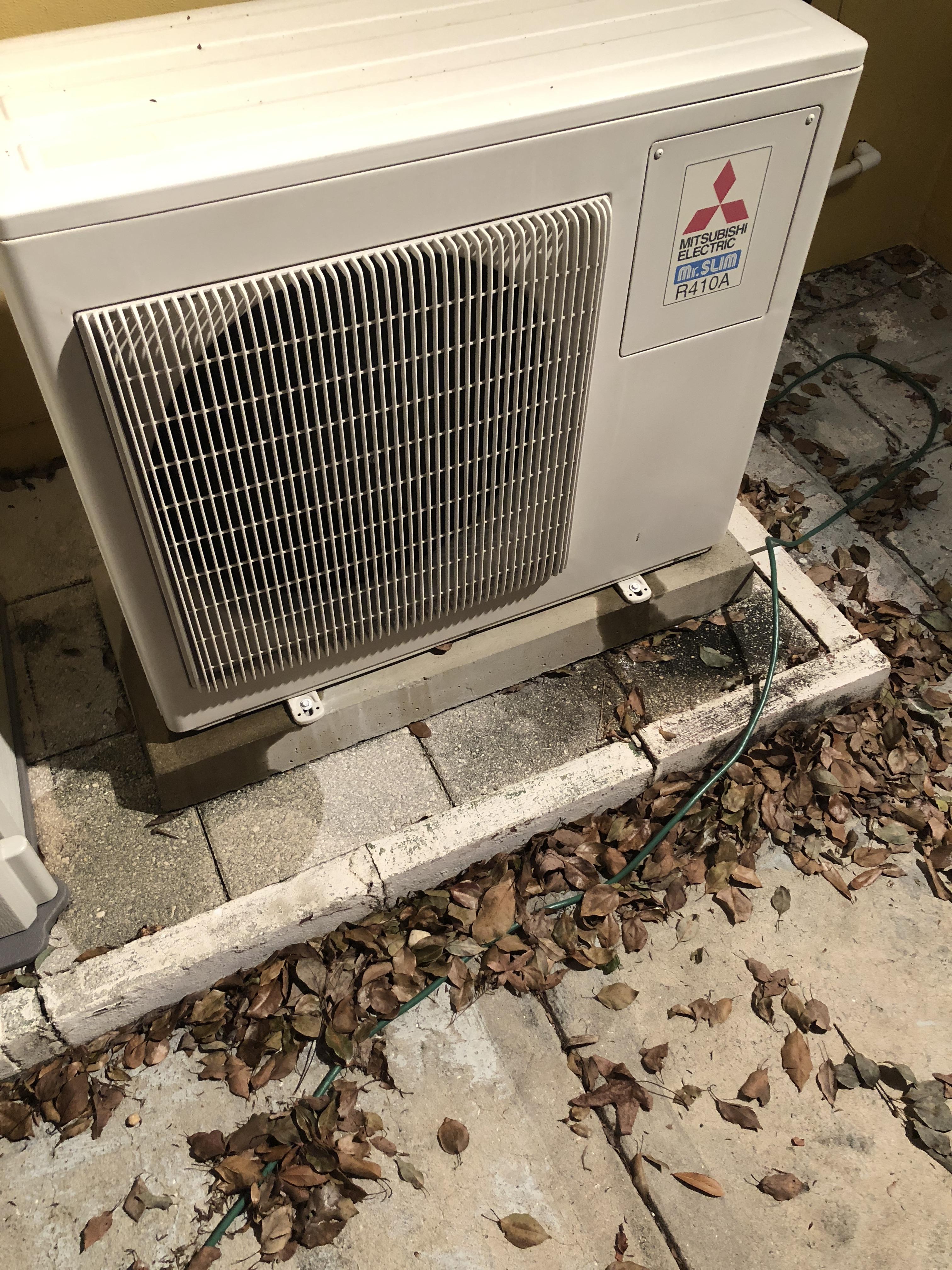 Mitsubishi Mr. slim split unit... Water coming out from bottom of