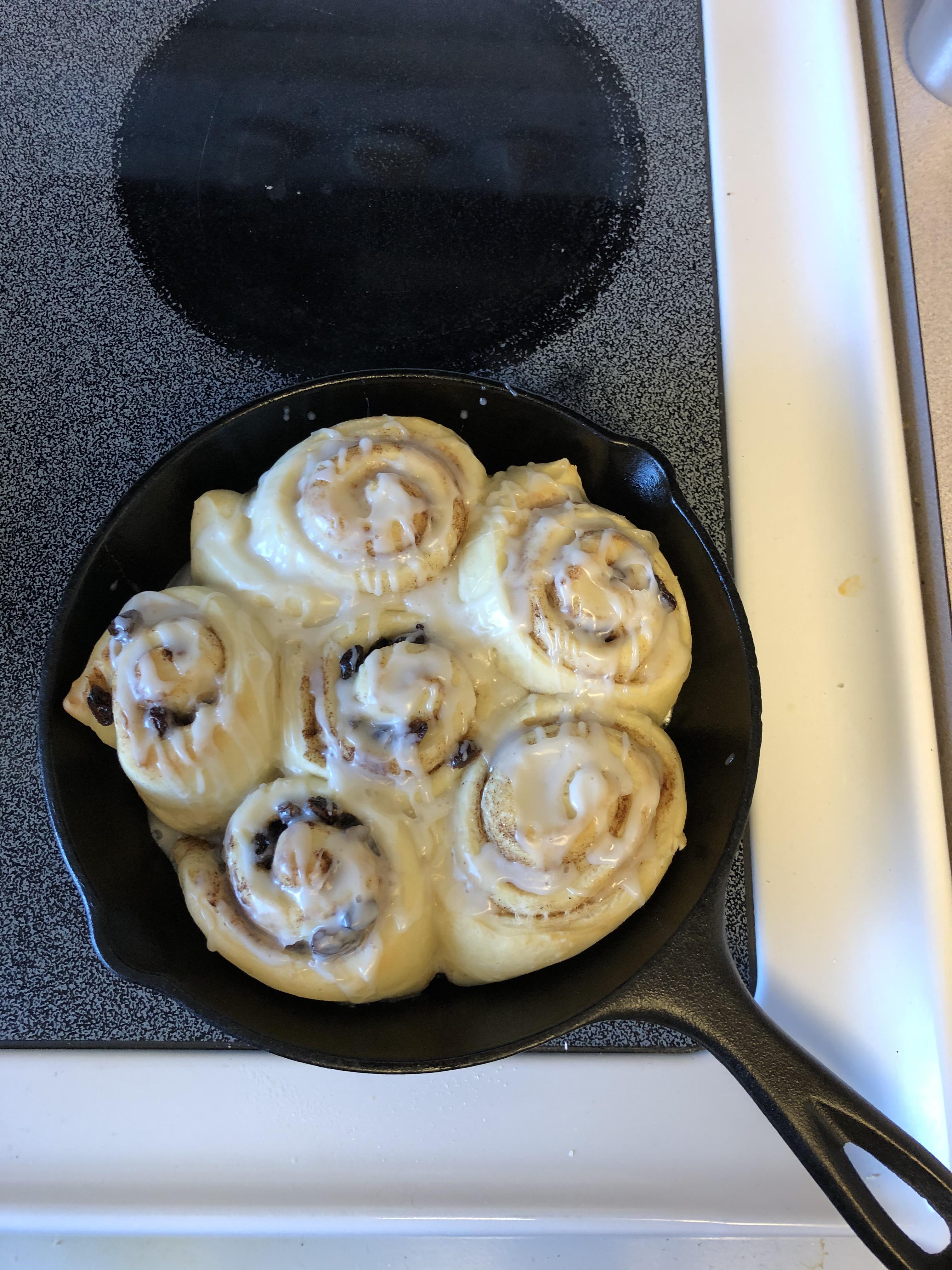 Cinnamon Rolls Just better in cast iron. r/castiron