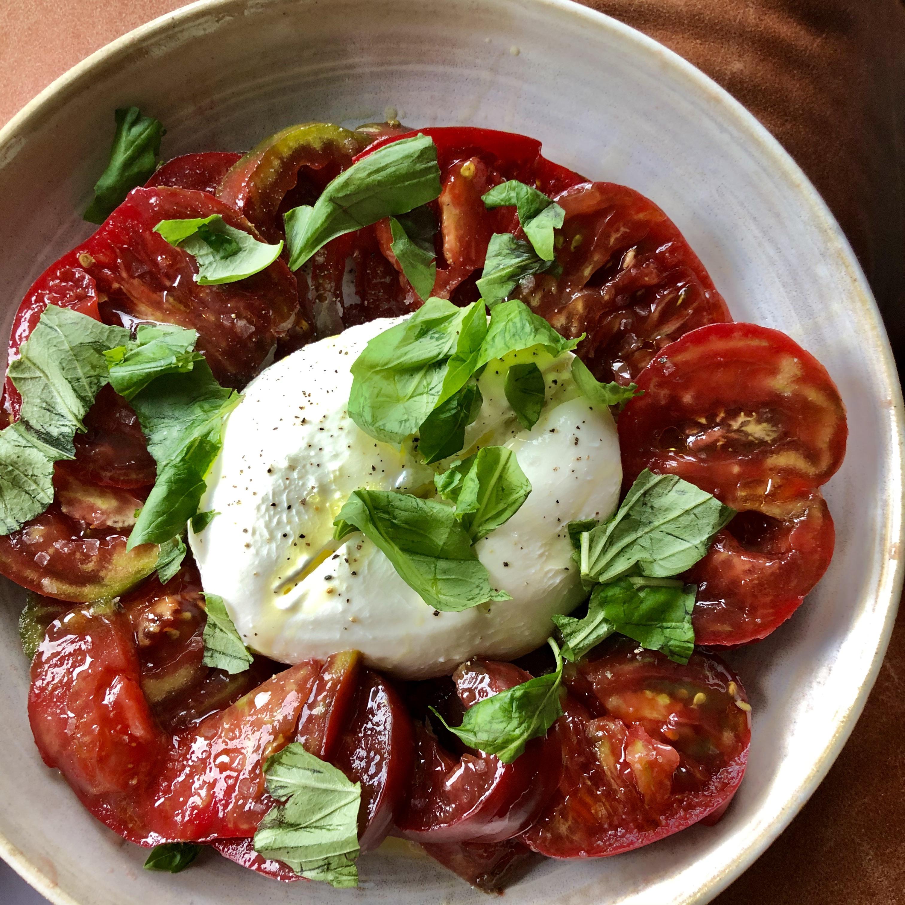 FOOD VILLE [Homemade] Heirloom Tomatoes & Burrata with flaky salt