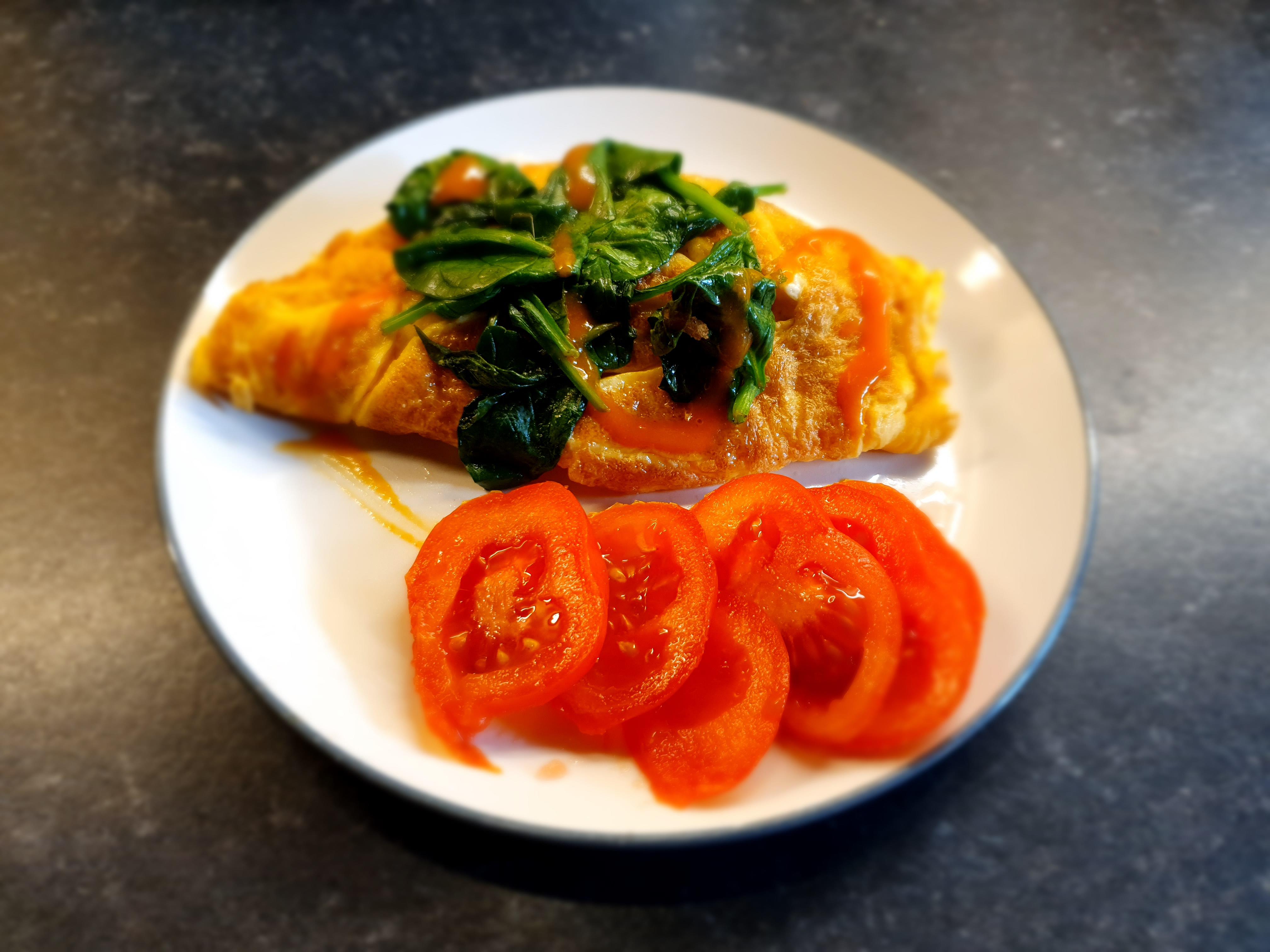 3 egg omelette with Edam, Turkey, spinach, tomato and a little hot