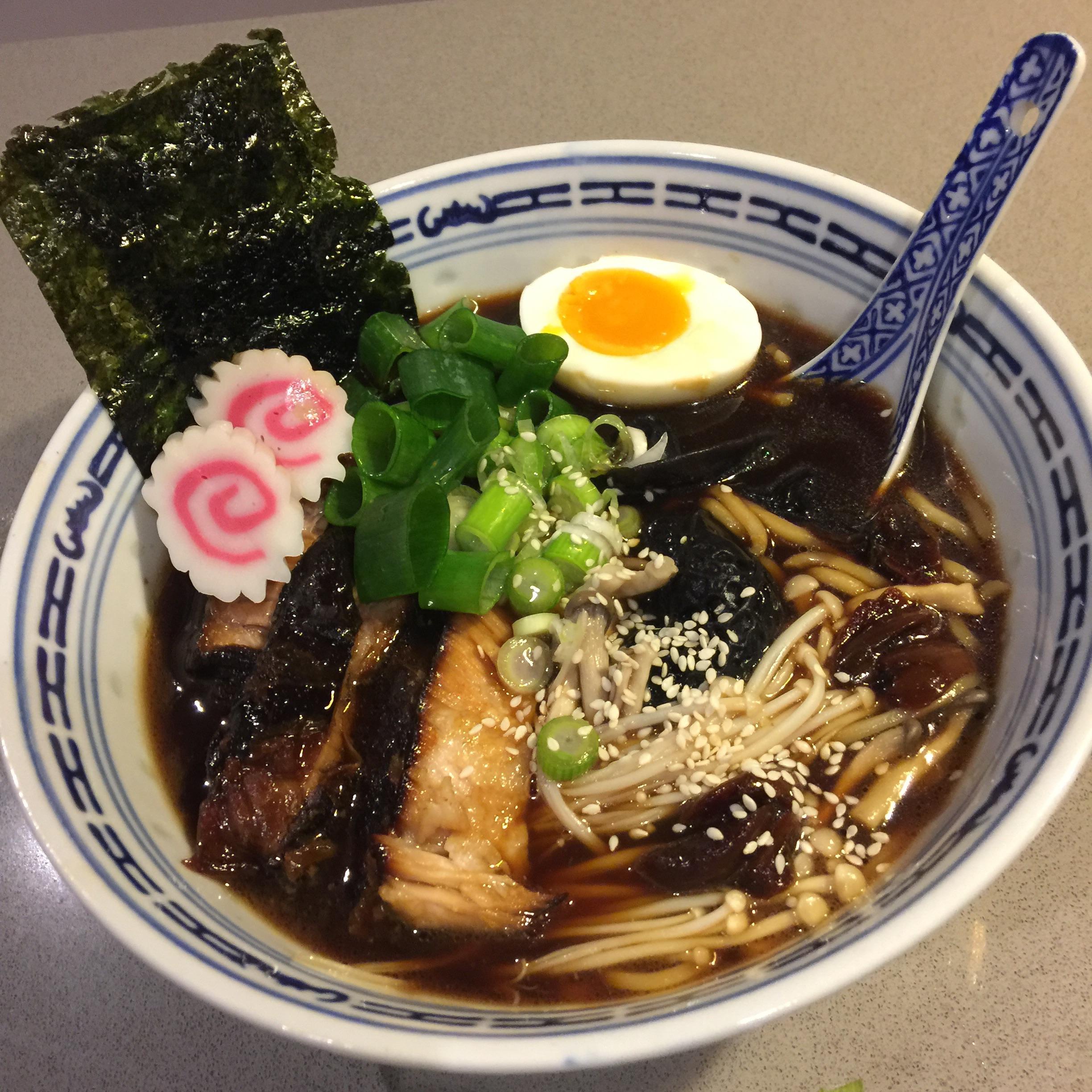 [Homemade] Tonkotsu Ramen r/food