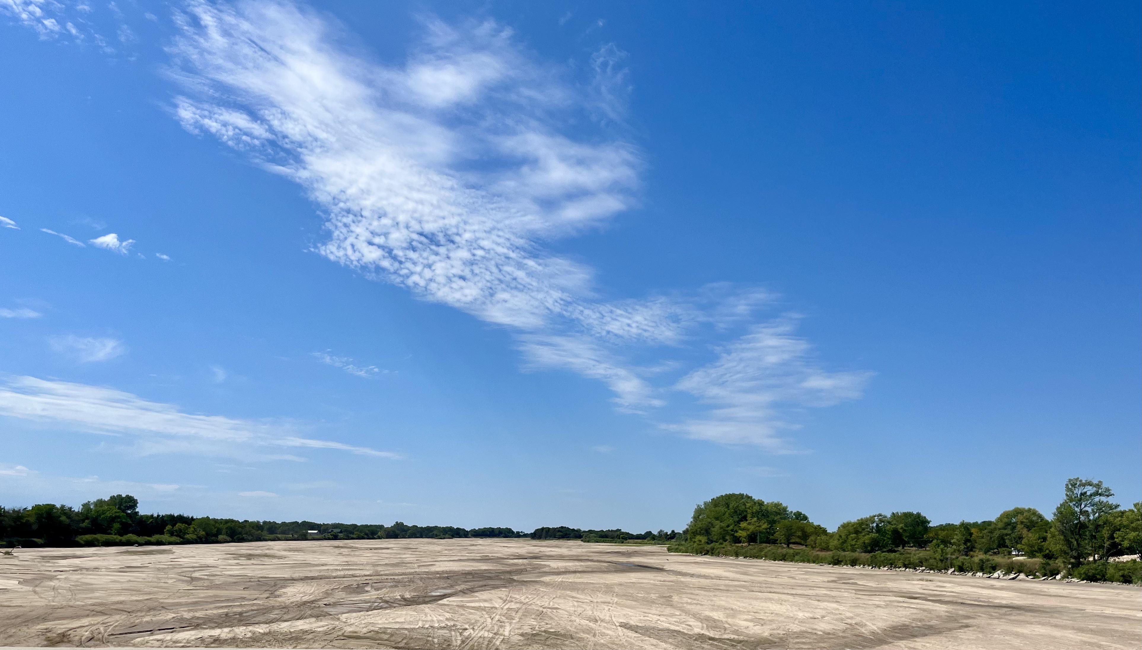The Platte River outside of Clarks, Nebraska (82922). r/Nebraska