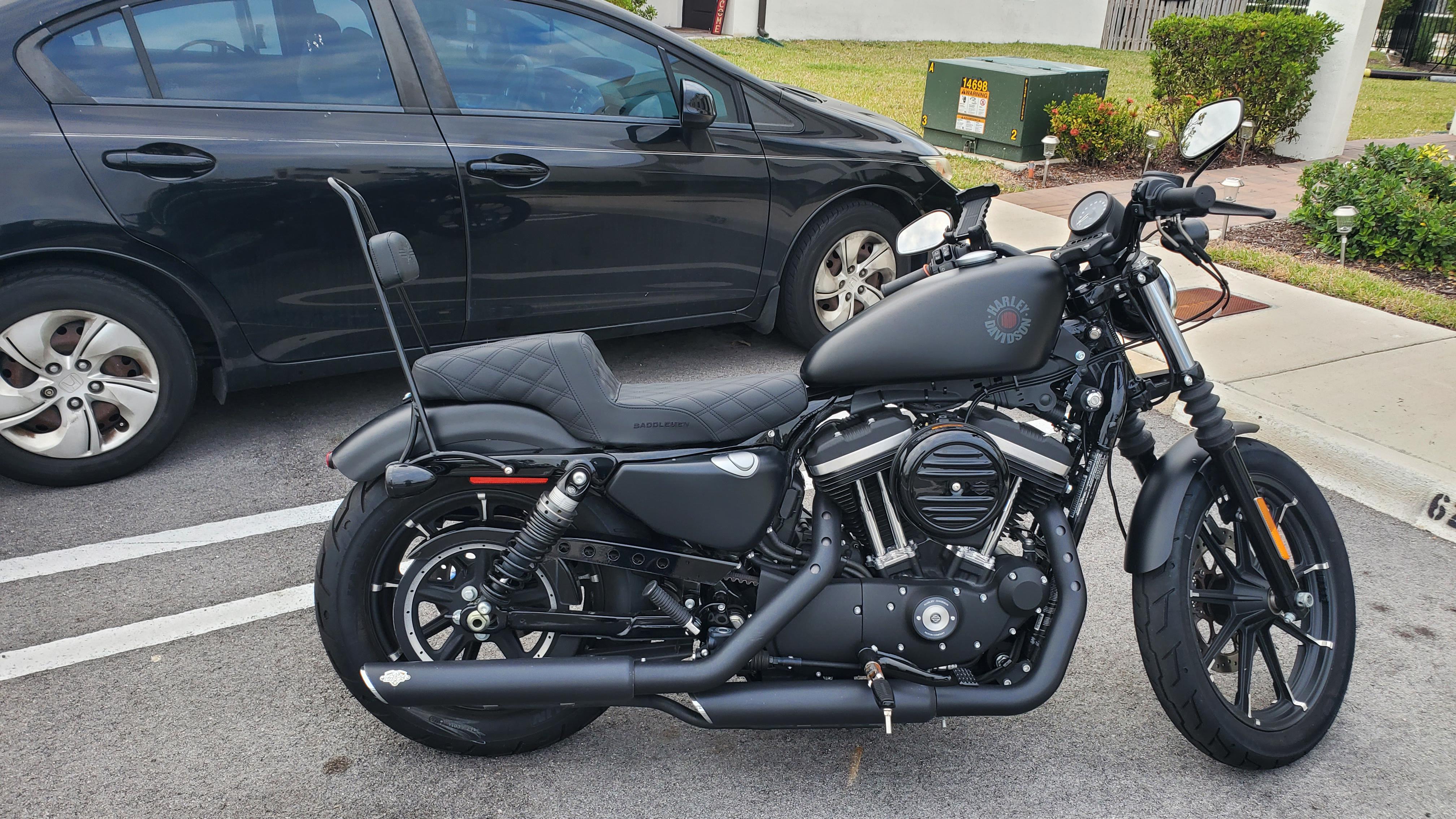 883 Cover with Sissy Bar r/sportster