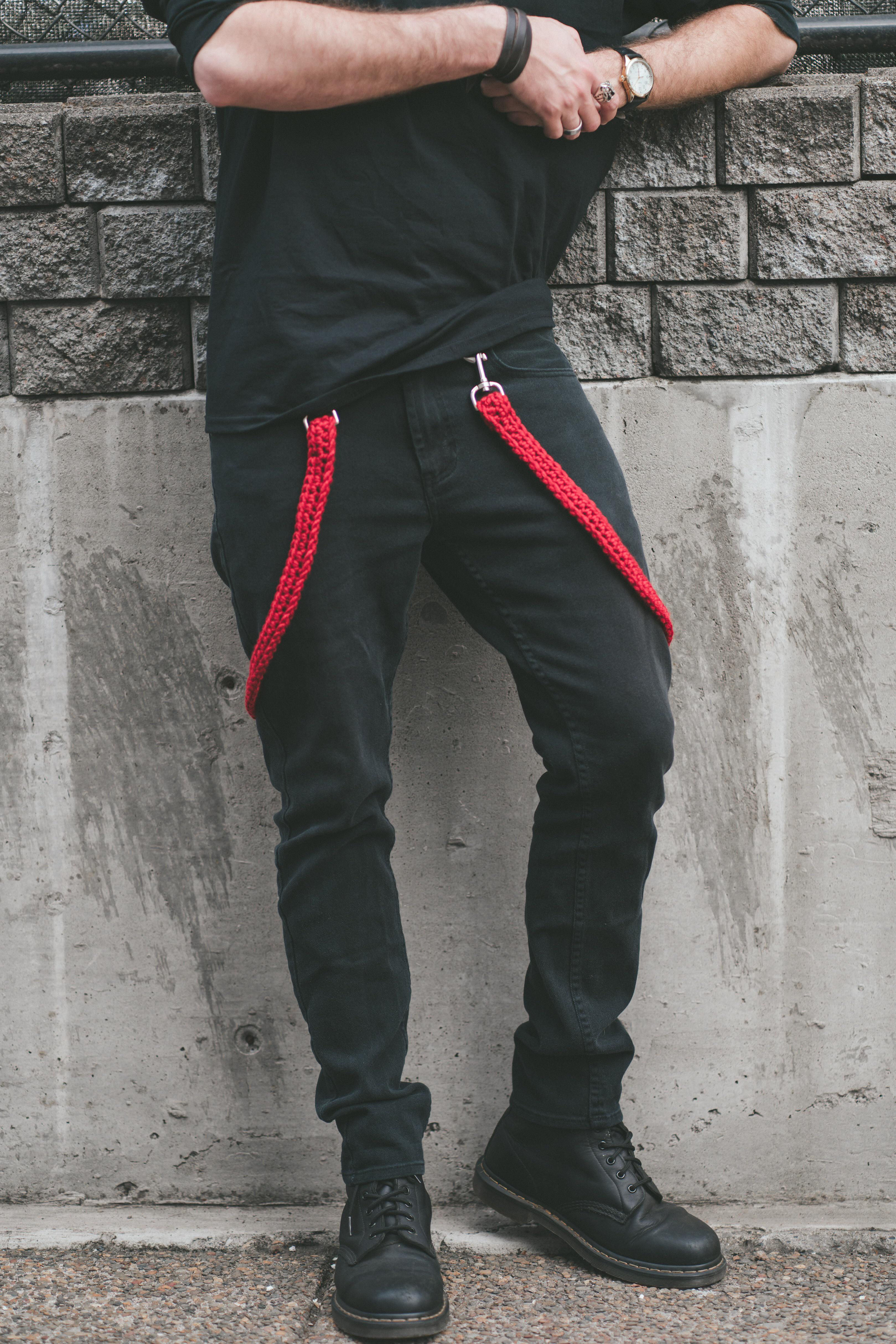 Create your own taste of yarn punk with some suspenders 😉🧶 r/YarnPunk