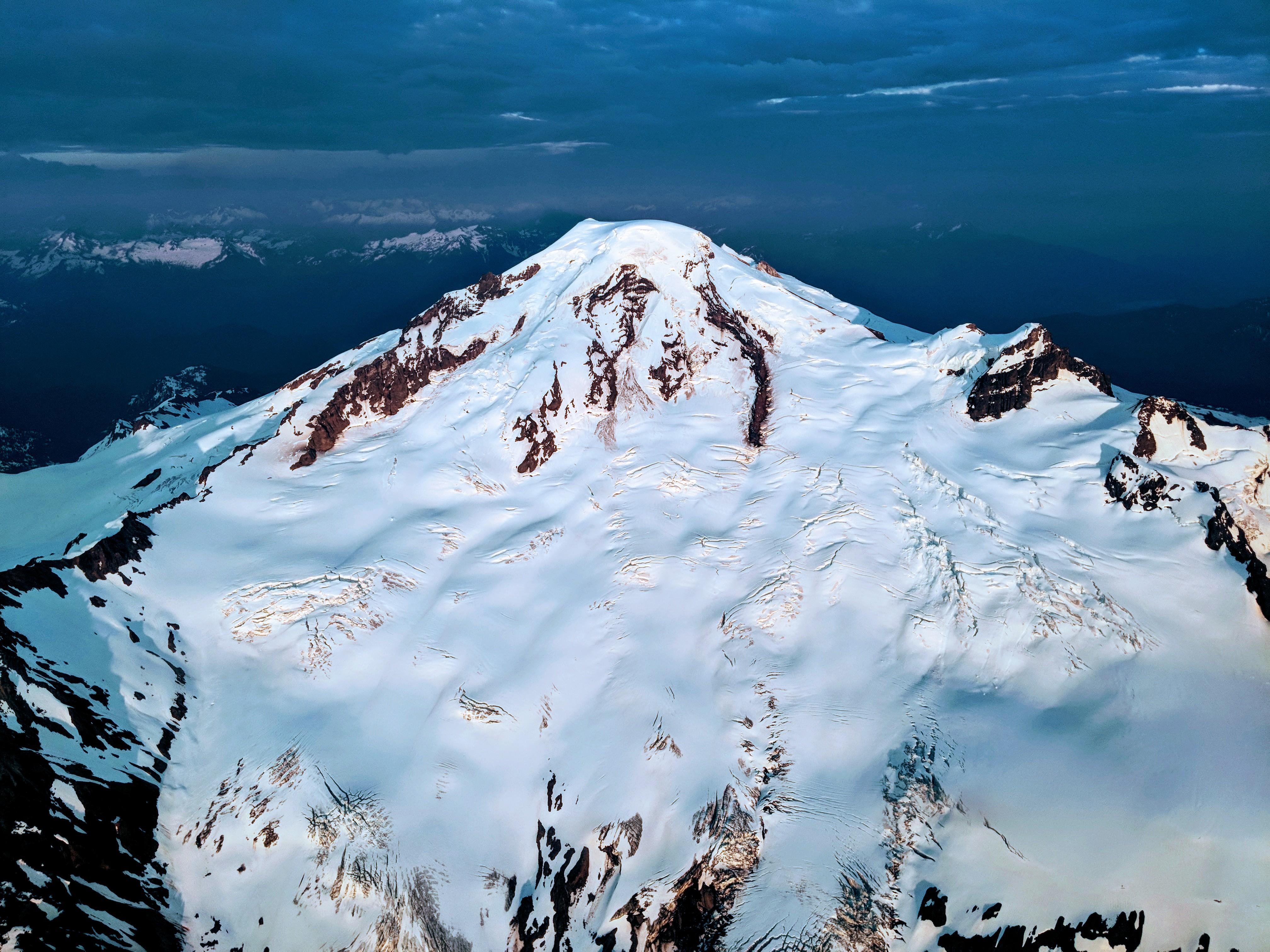 Beautiful top side of Mt. Baker Washington [OC] [4032 x 3024] r/EarthPorn