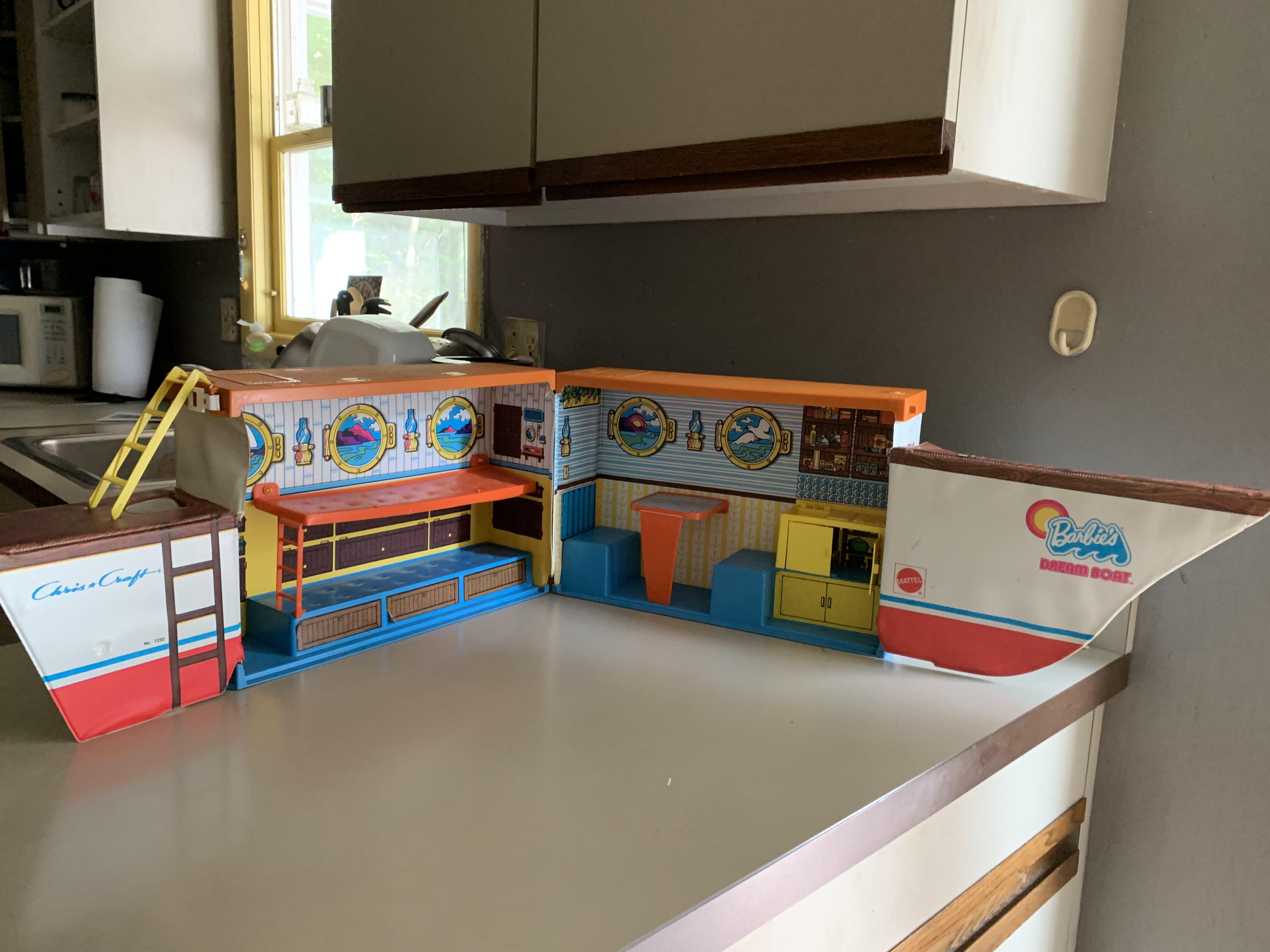 Barbie boathouse 5 r/ThriftStoreHauls