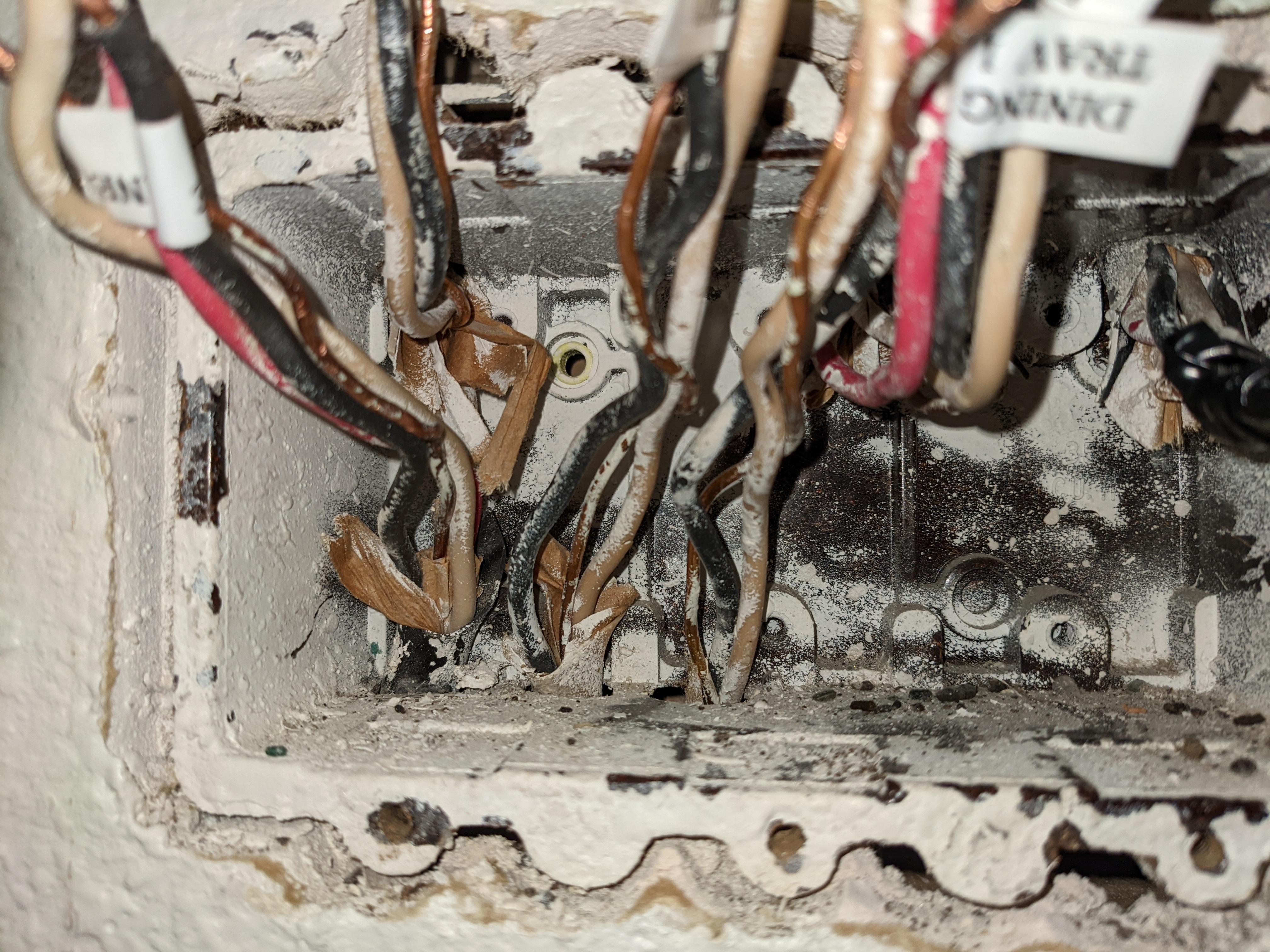 What's a good way to remove an old work box with 6 cables? (more in a