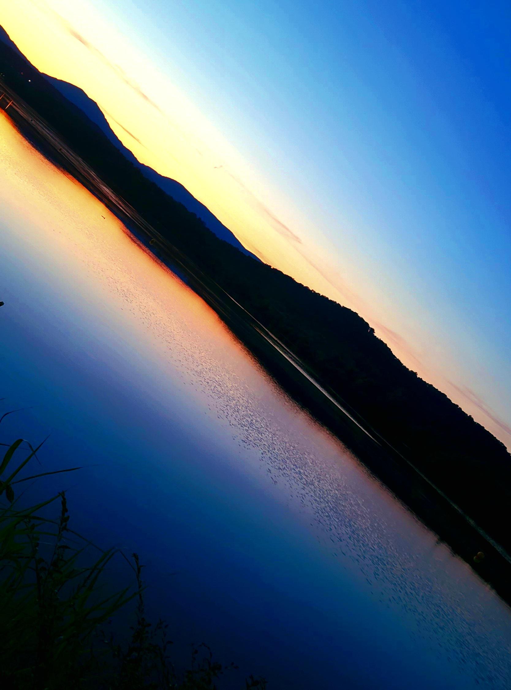 Clinch River at sunset Oak Ridge, TN r/Appalachia