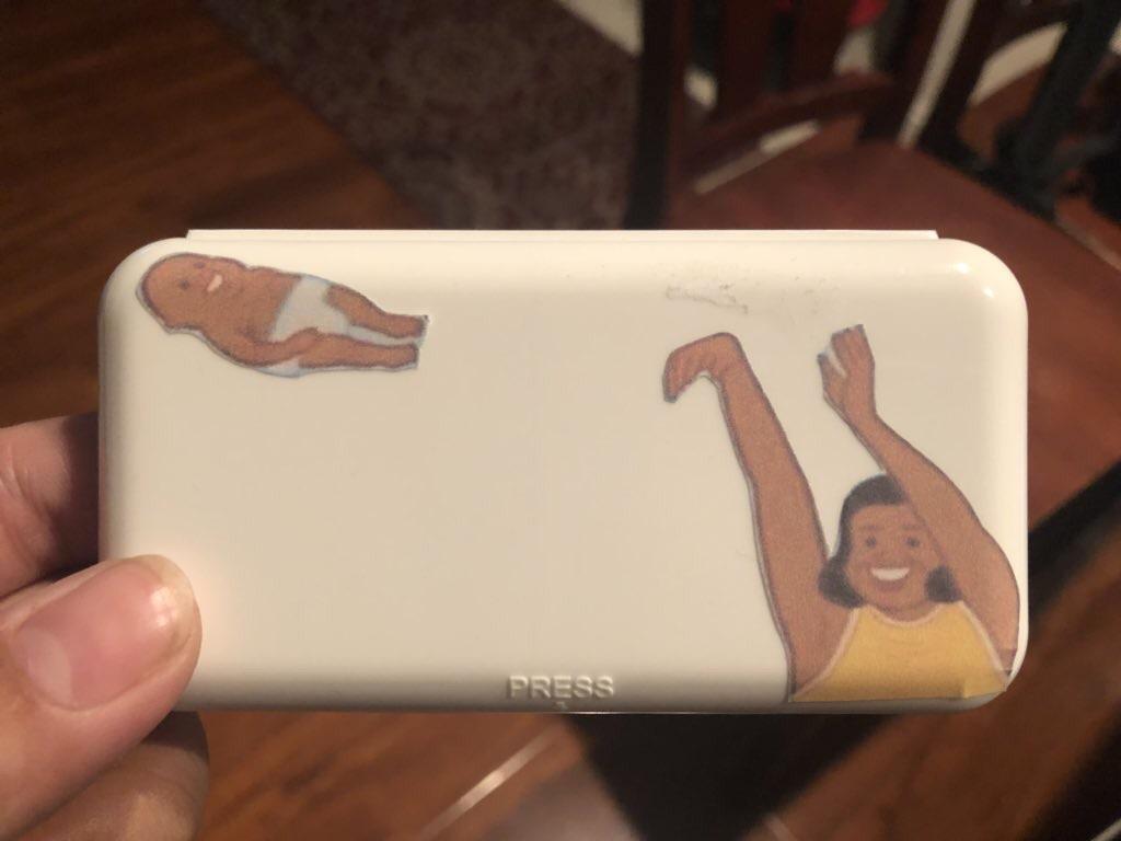Little bit of decoration on birth control case 😊 r/pics