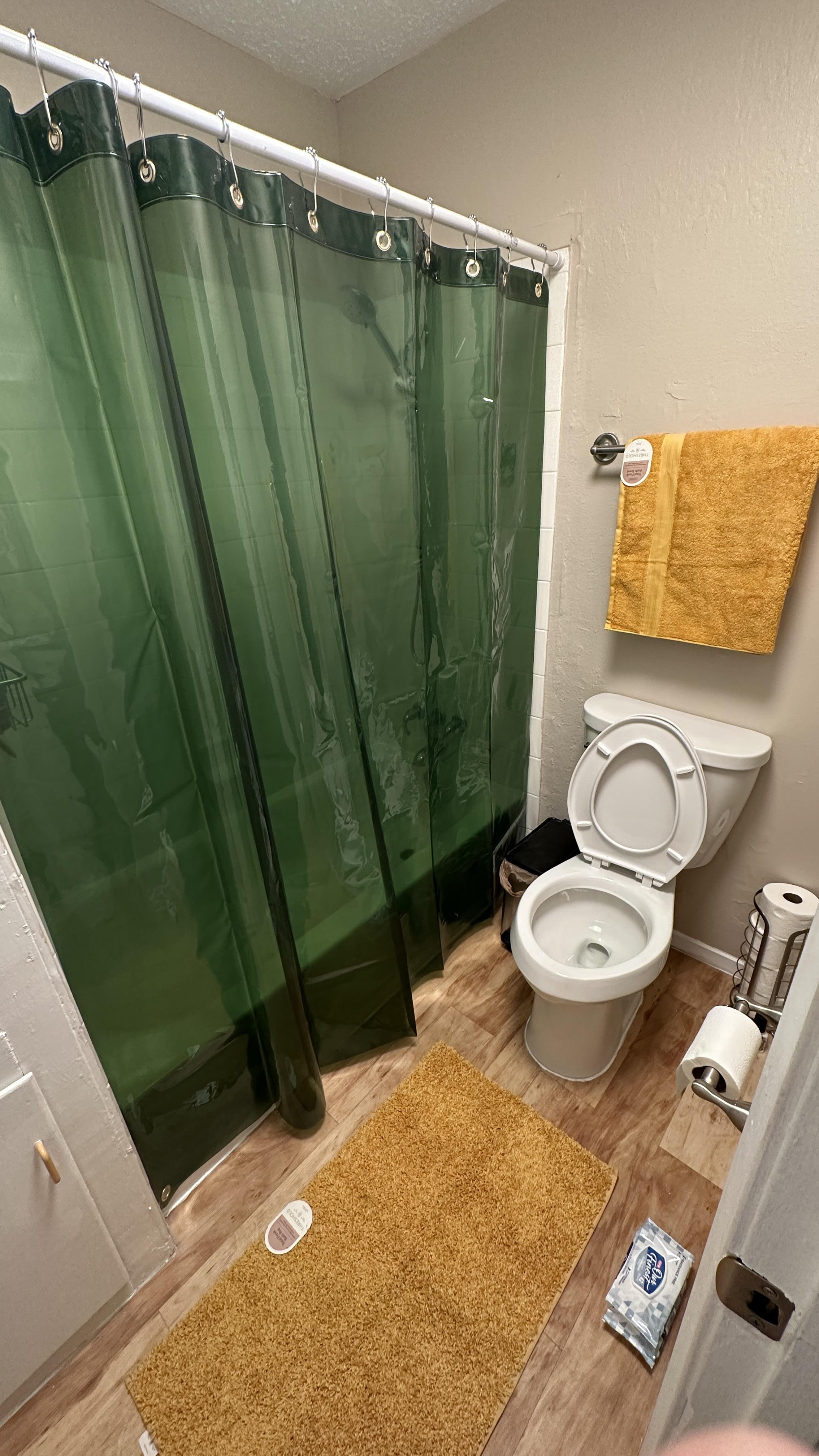 Love my new shower curtain! Do the towel and mat match? What else can I