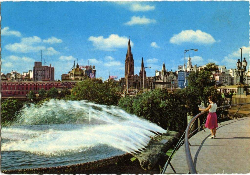 The Southgate fountain constructed in 1960. It was demolished for Hamer