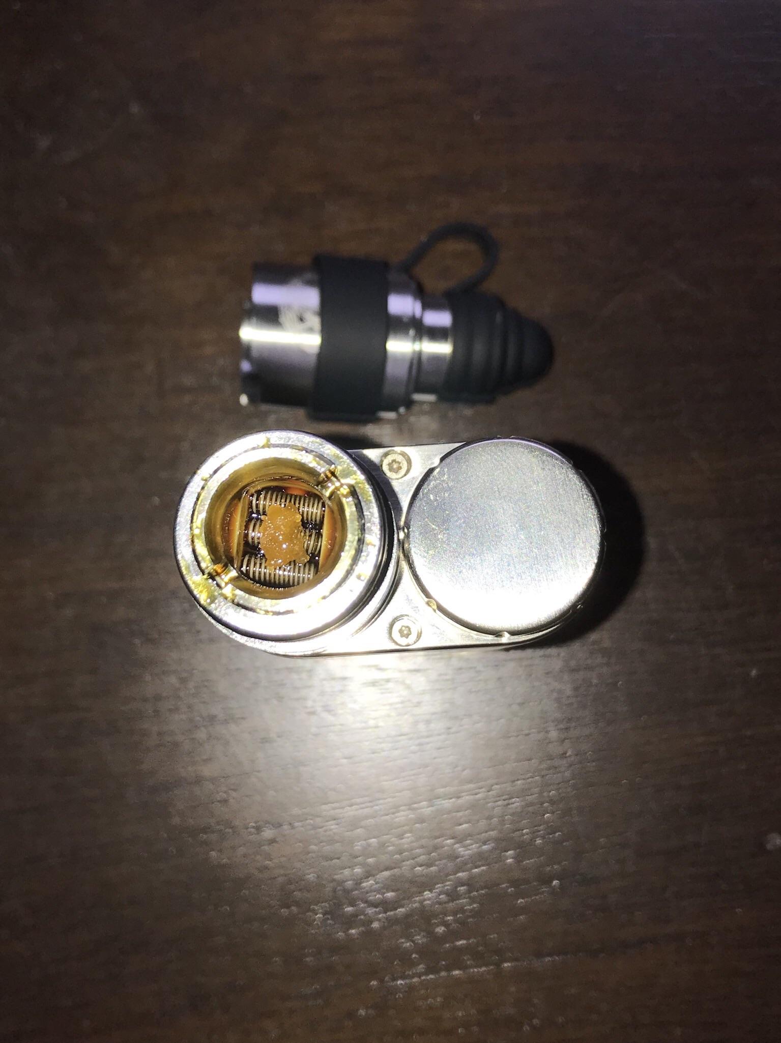 Kosher Tangie in a seasoned Tri Q/TI coil by HVT r/Waxpen
