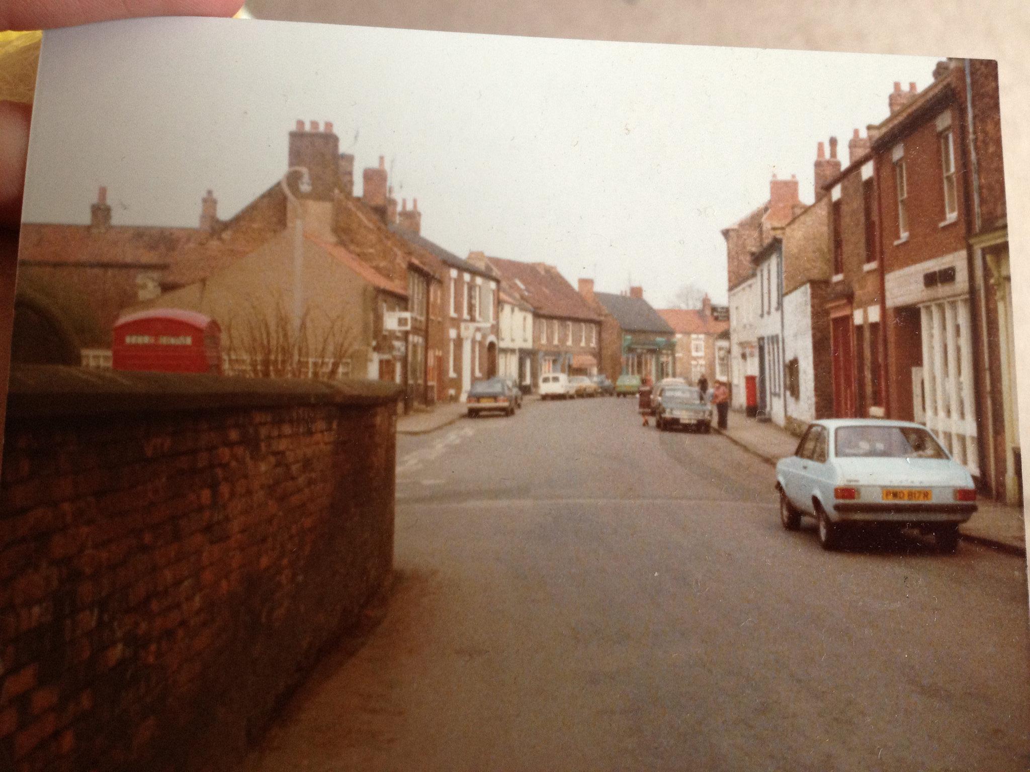 Can anyone identify this Hull street? Taken 1978. r/Hull