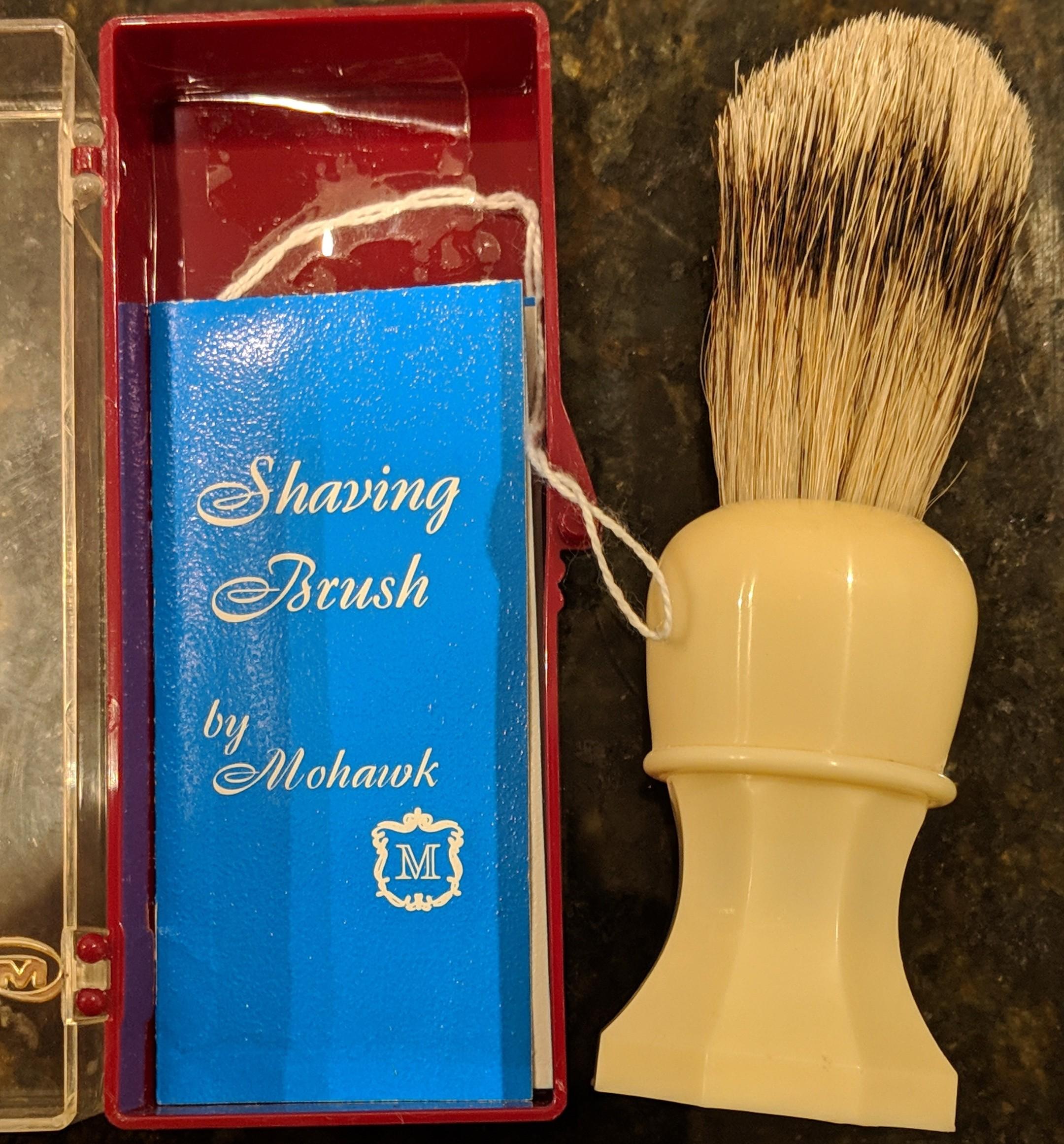 Antique Store Find Mohawk 5341 young boar/badger hair brush NOS r
