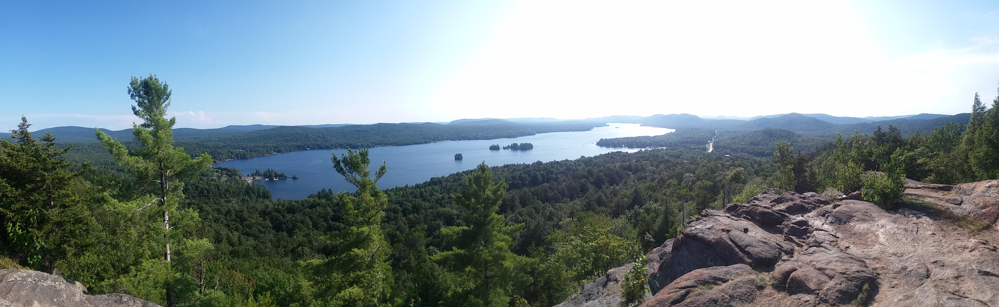 Rocky Mountain, near Eagle Bay, NY. [3904×1200] [OC] r/EarthPorn