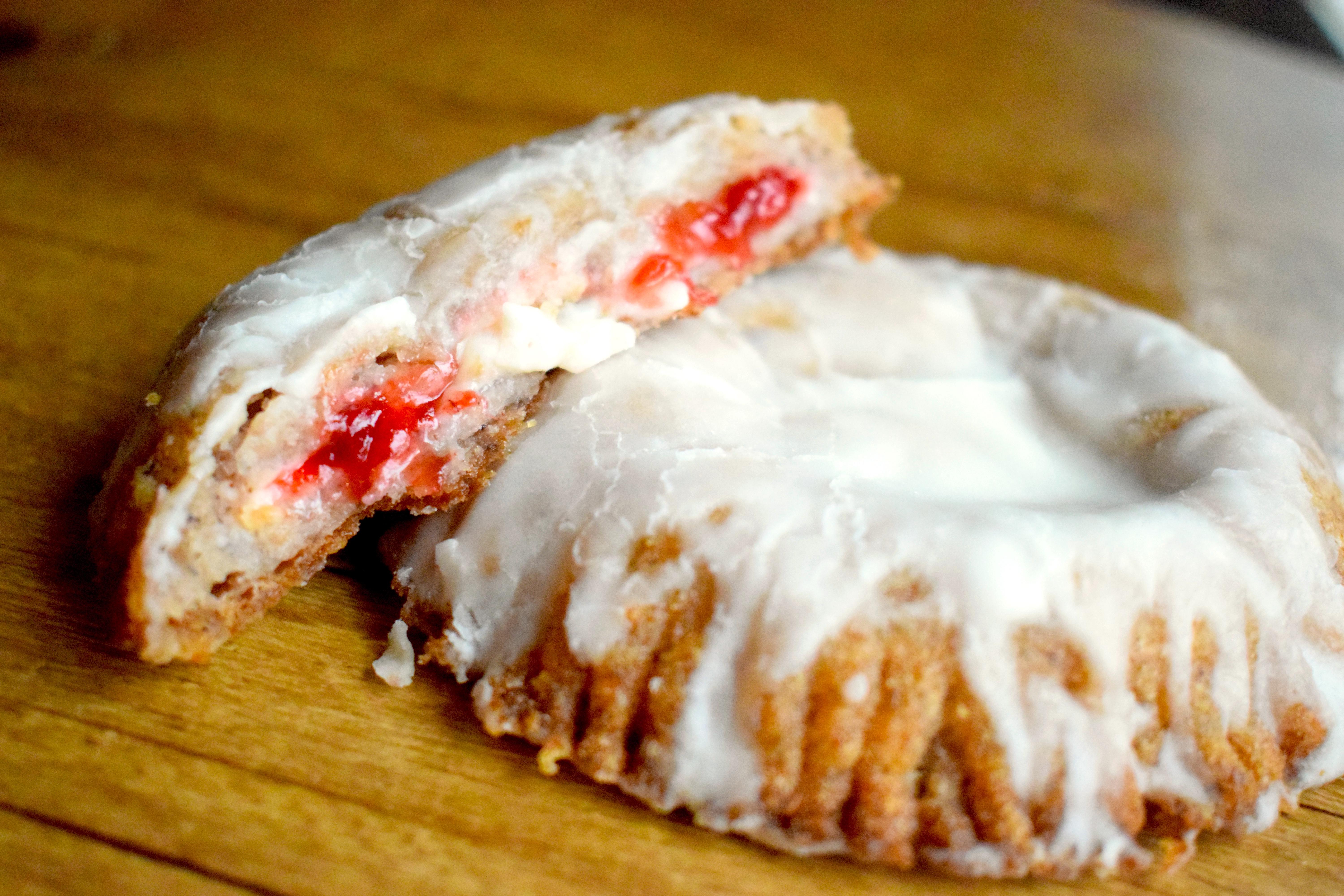 Keto Strawberry and Cream Cheese Hand Pies (The best keto dessert I've
