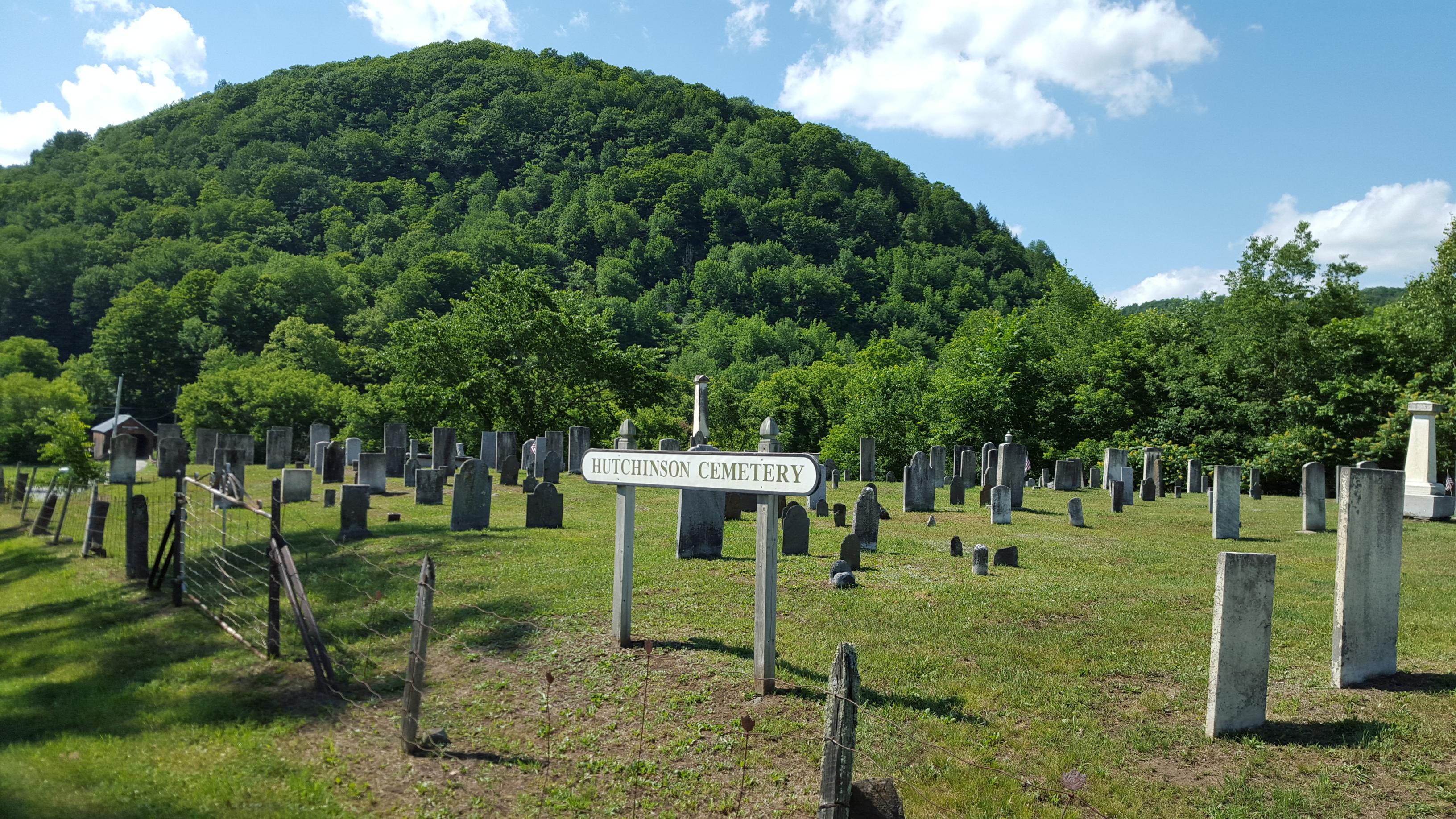 Hutchinson Cemetery, Tunbridge VT. r/CemeteryPorn