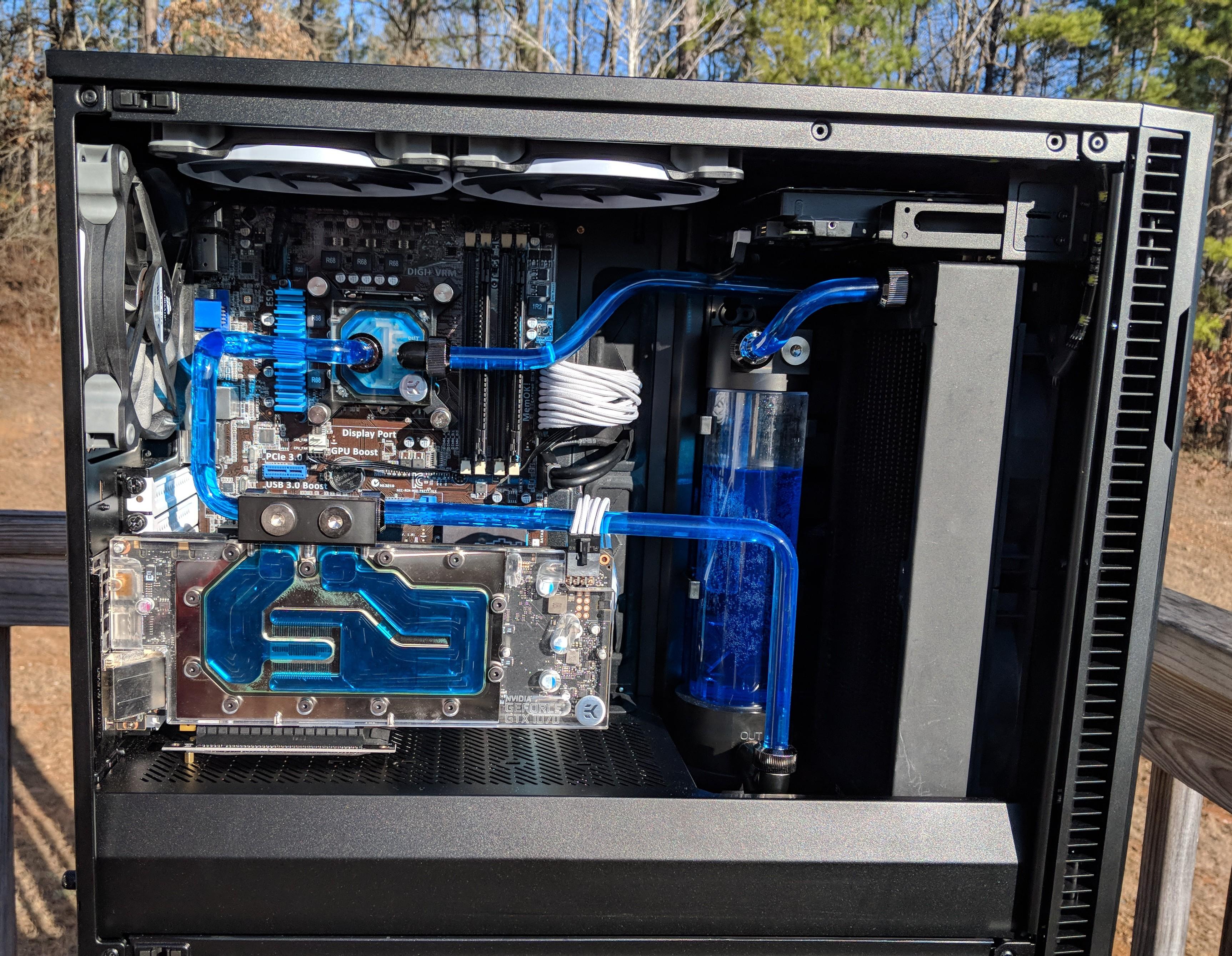 New Fractal Design Define R6 loop. watercooling