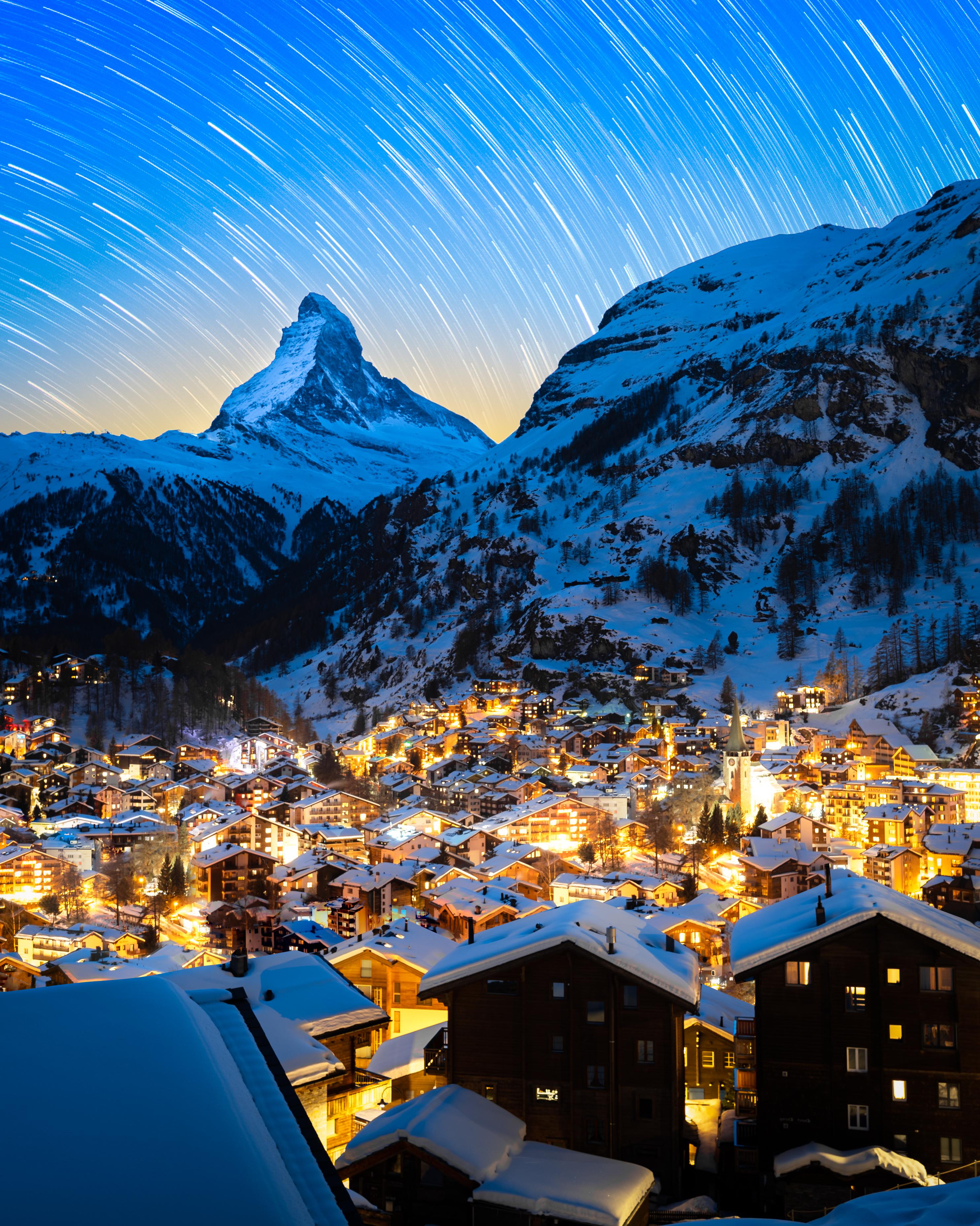 Early into the Night in Zermatt, Switzerland r/nightphotography