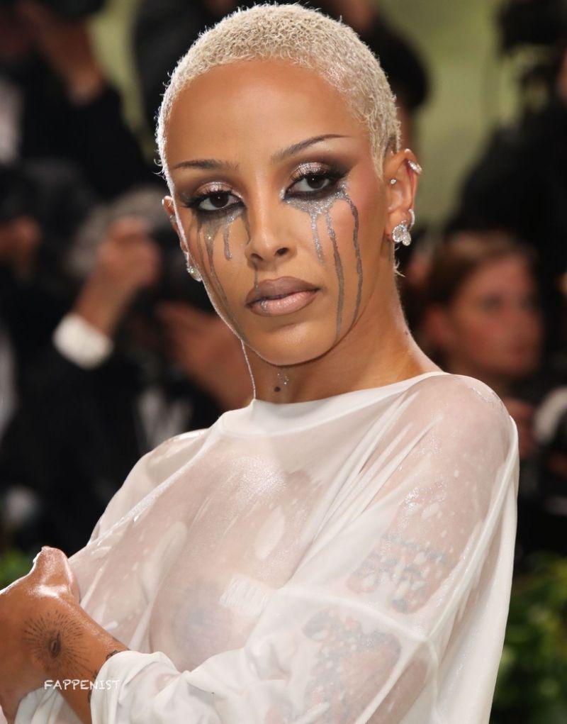 Doja Cat Nude Big Tits and Ass at the 2024 Met Gala : u/MileyCyrusEx