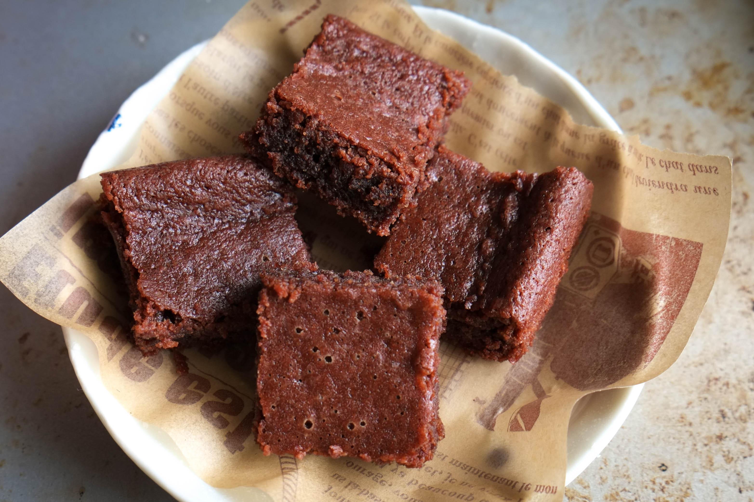 paleo brownies ) classic almond & tapioca flour recipe r/paleofoodpics