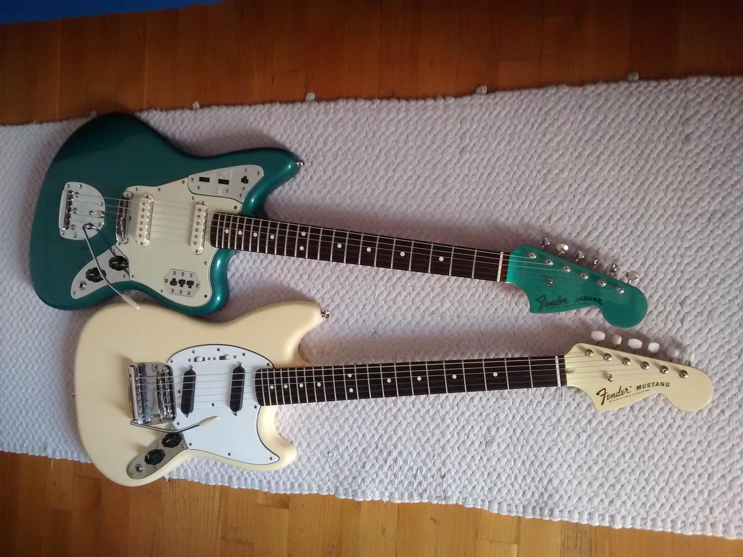 My shortscales,avri jag,squier vm mustang.I've been matching headstocks