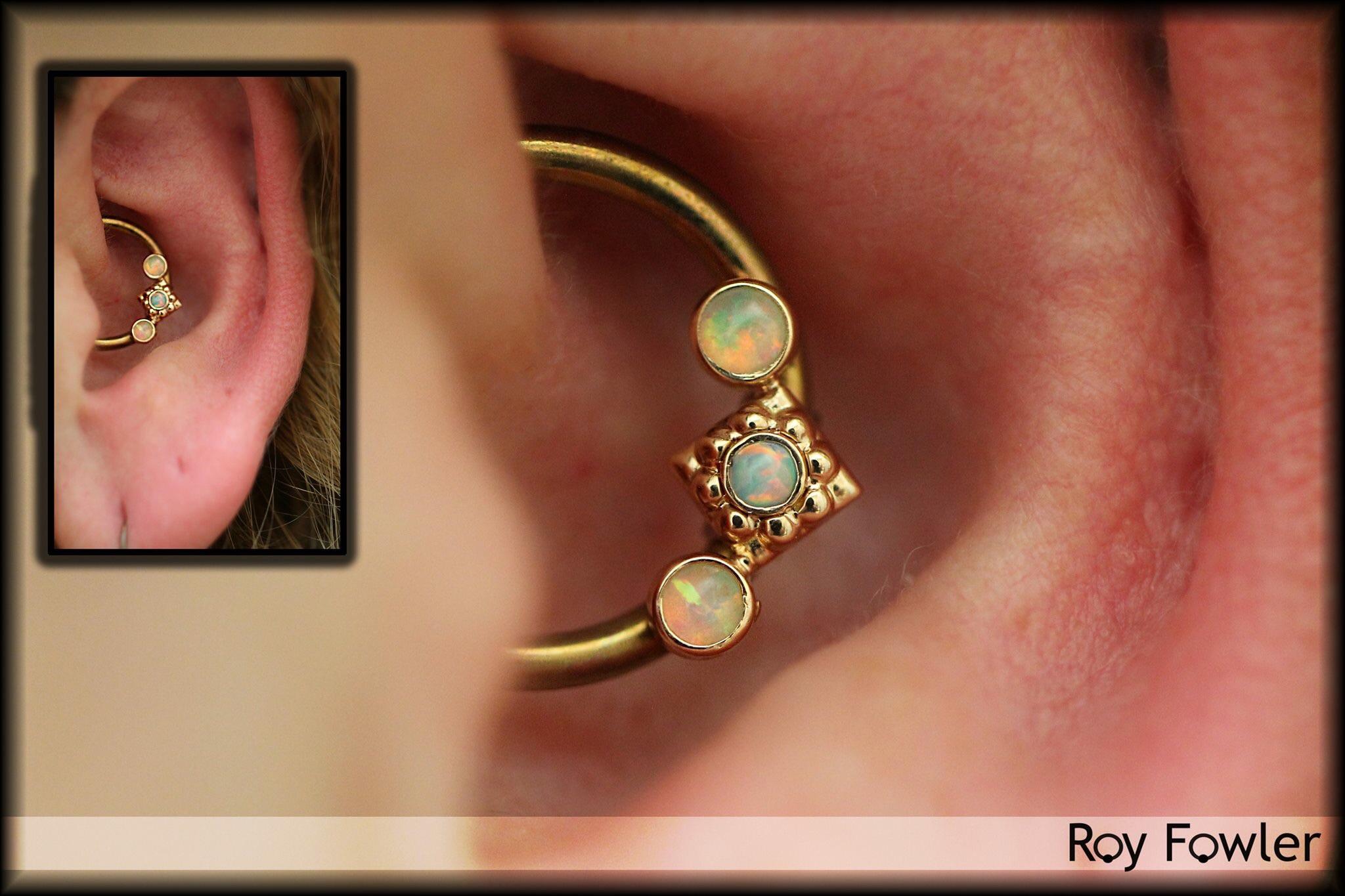Fresh daith with Anatometal rose gold cluster and a NB ring anodized in