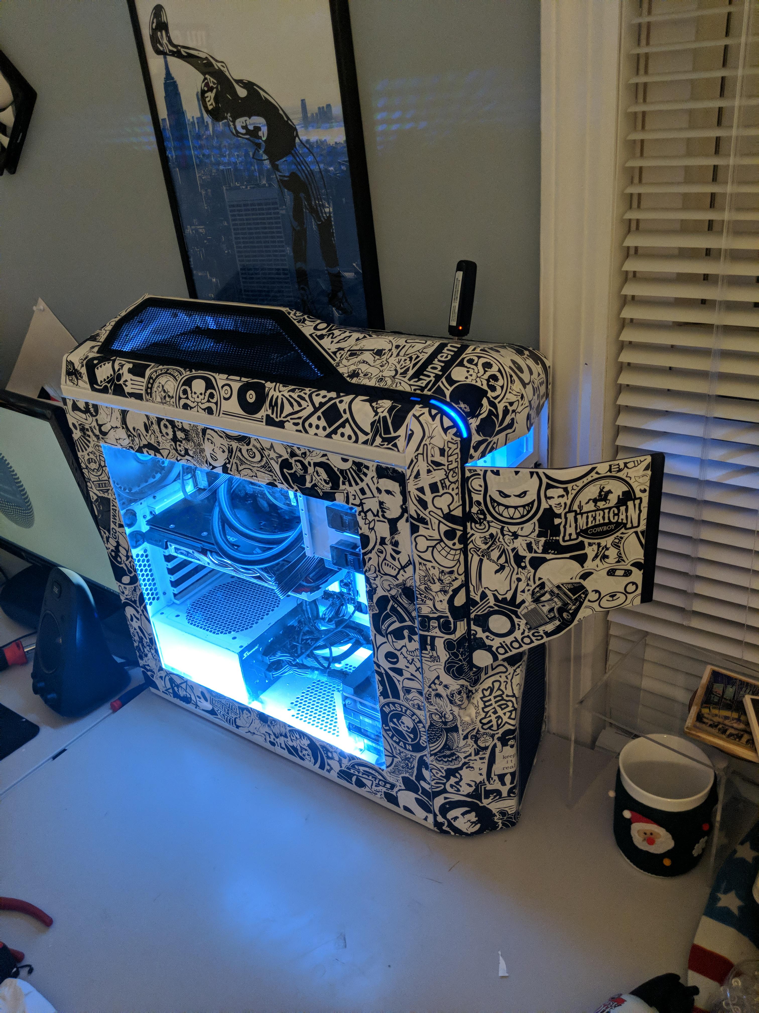 Black and White stickerbomb + window mod pcmods