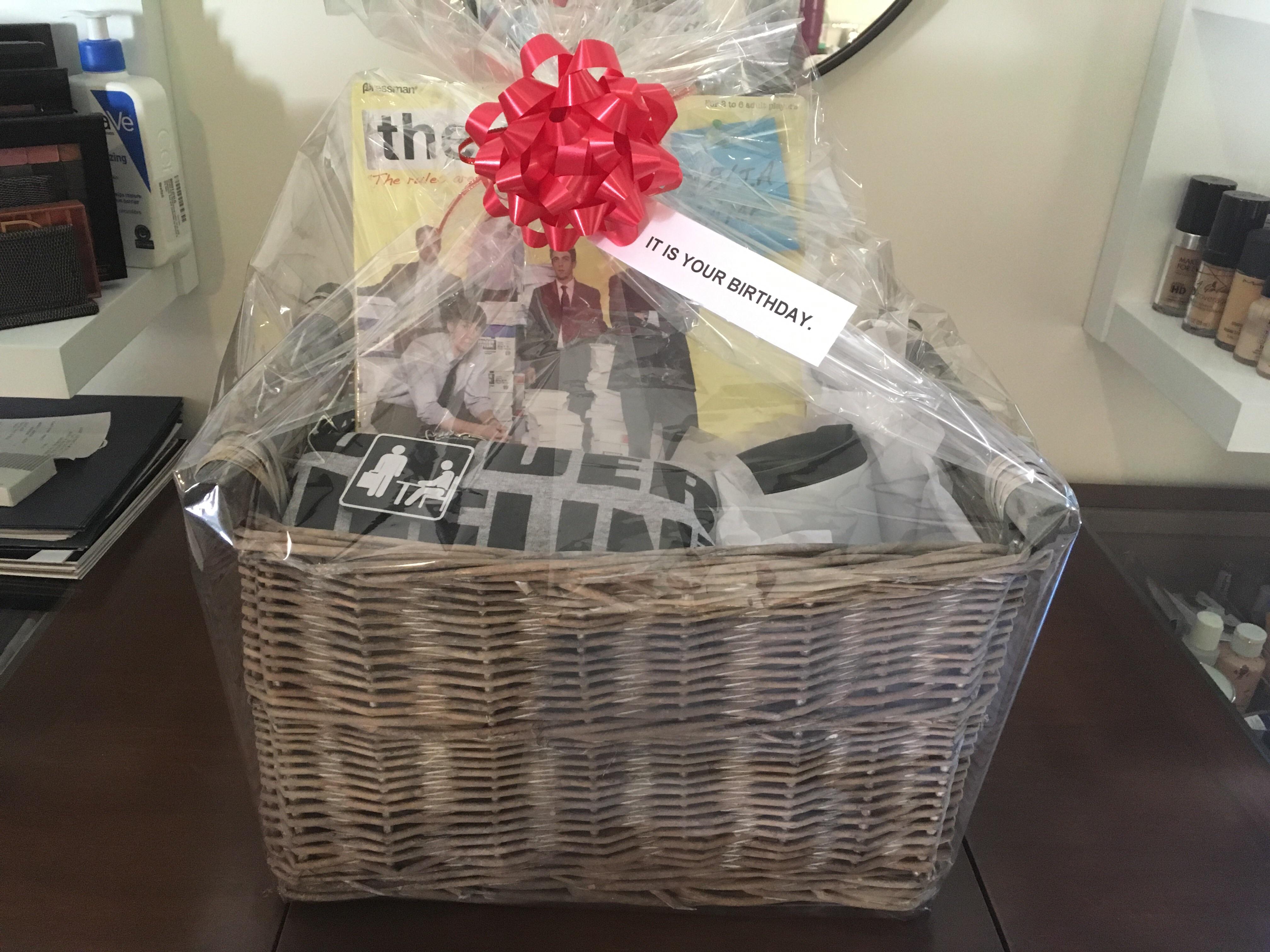 I made my sister an Office themed gift basket for her birthday! r
