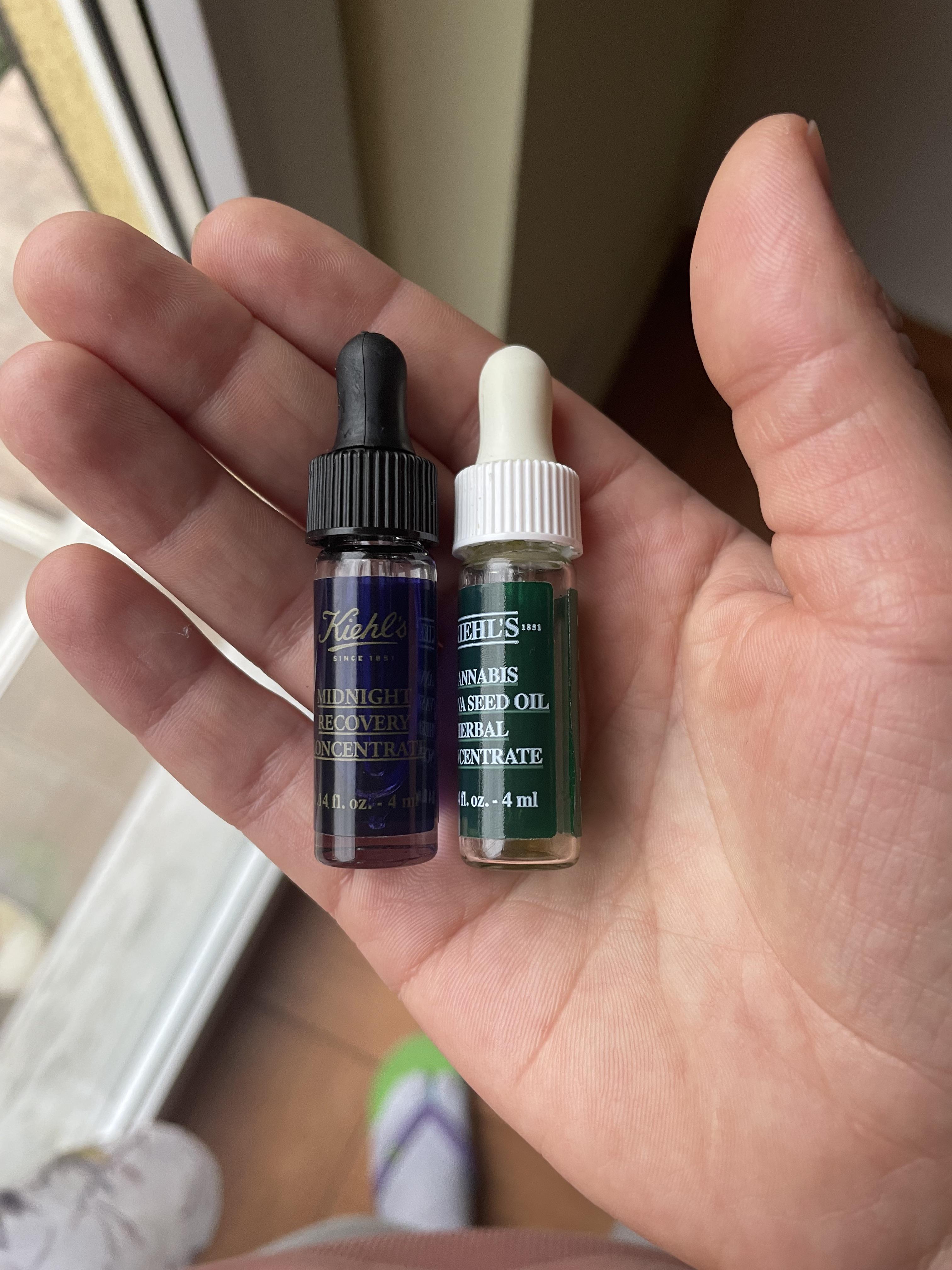 [Misc] Does oil hydrate your skin better in a sauna? r/SkincareAddiction