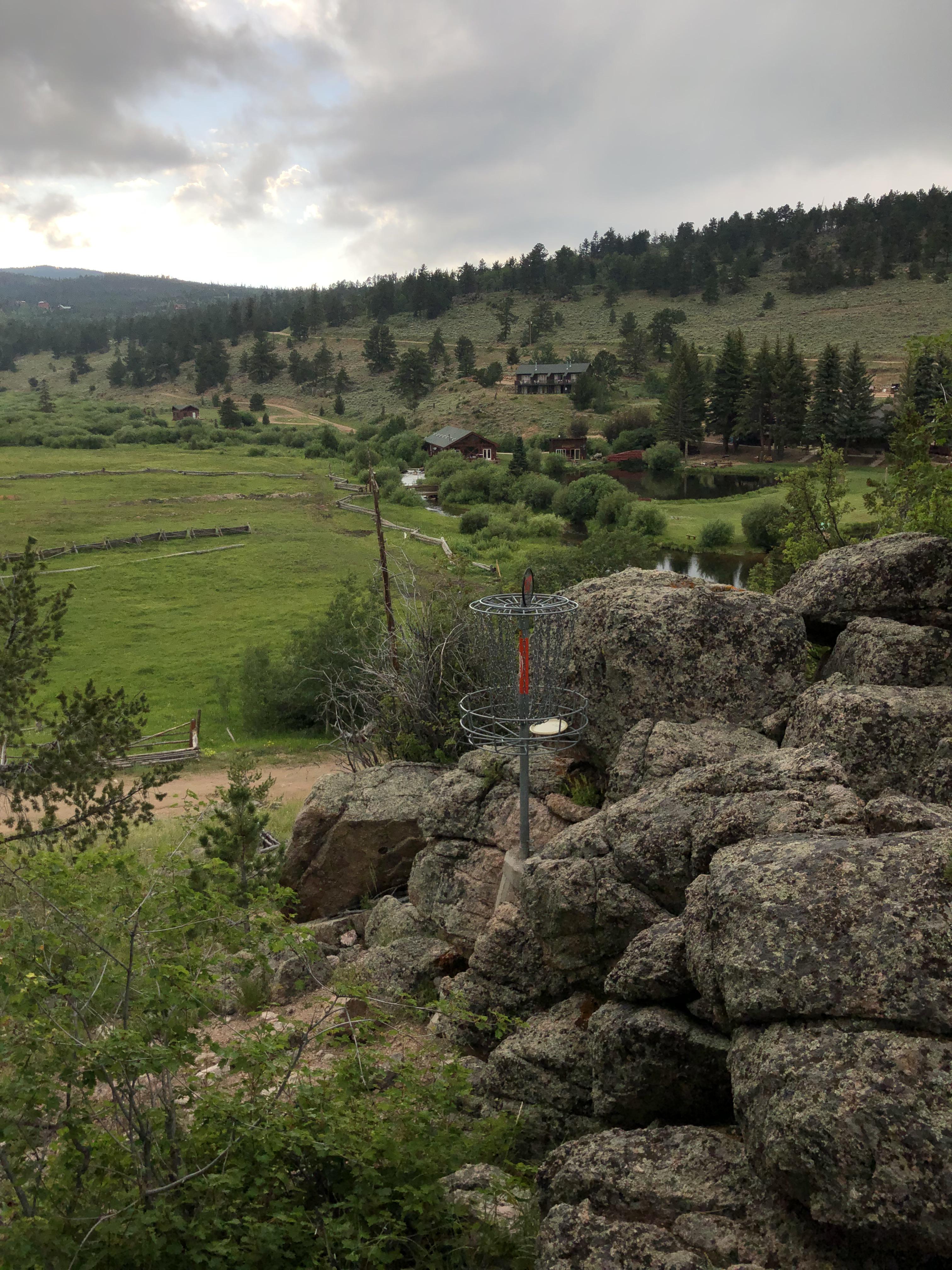 Played an awesome mountain course in Red Feather Lakes, CO this past weekend. r/discgolf