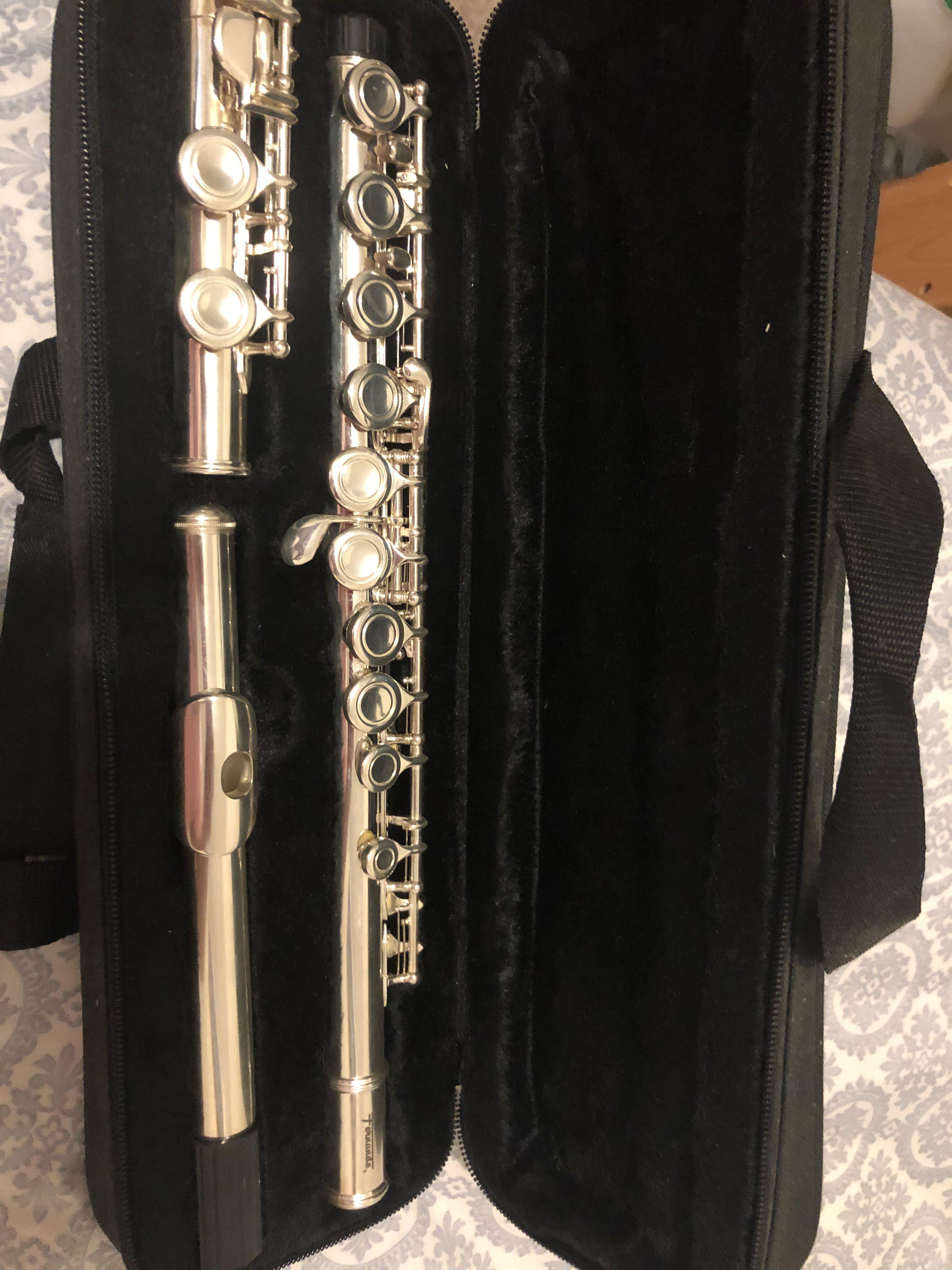 I was thinking for a while about selling my flute since I haven't