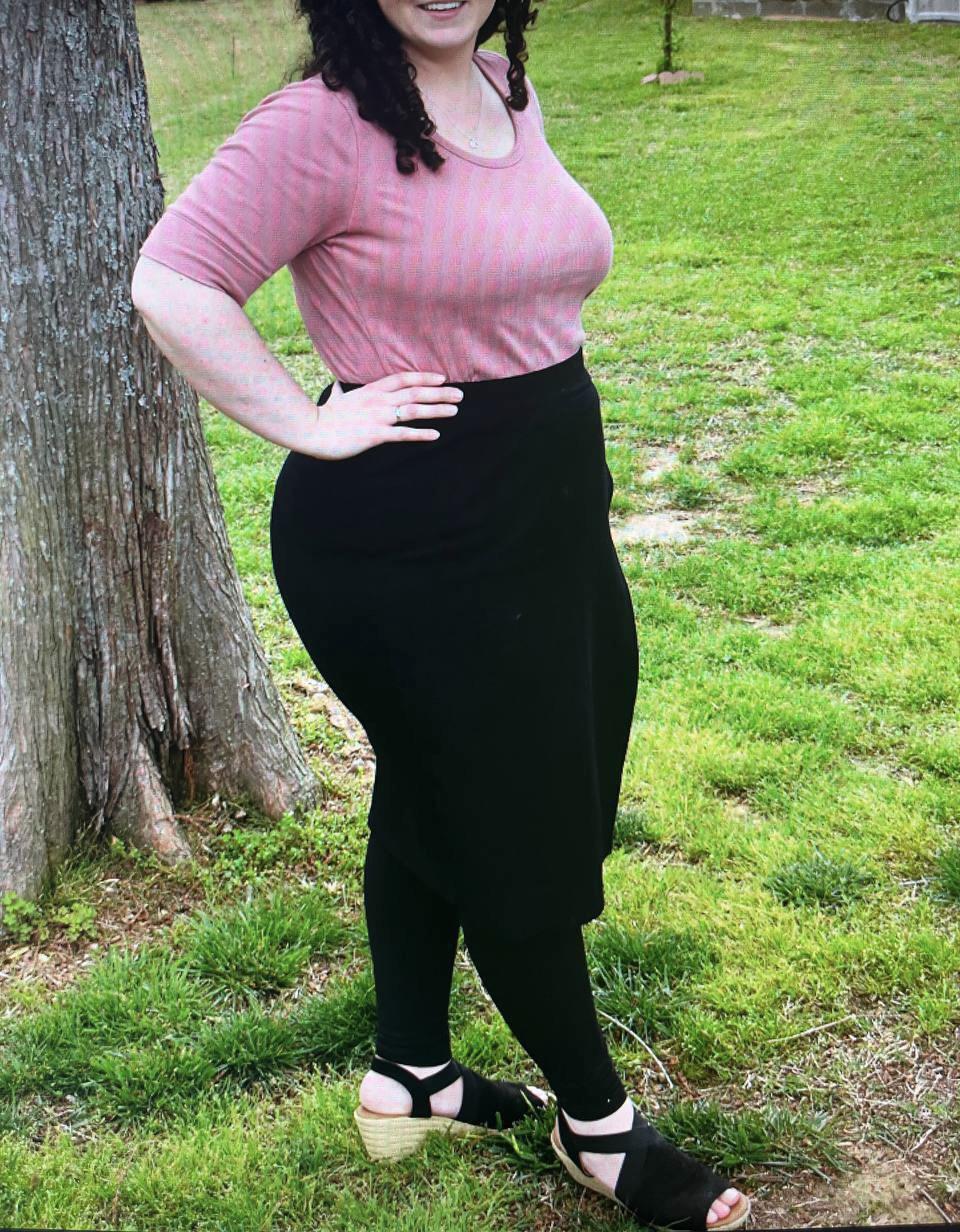 She’s built for bbc. Her holes gape right open with her fat bbc sized