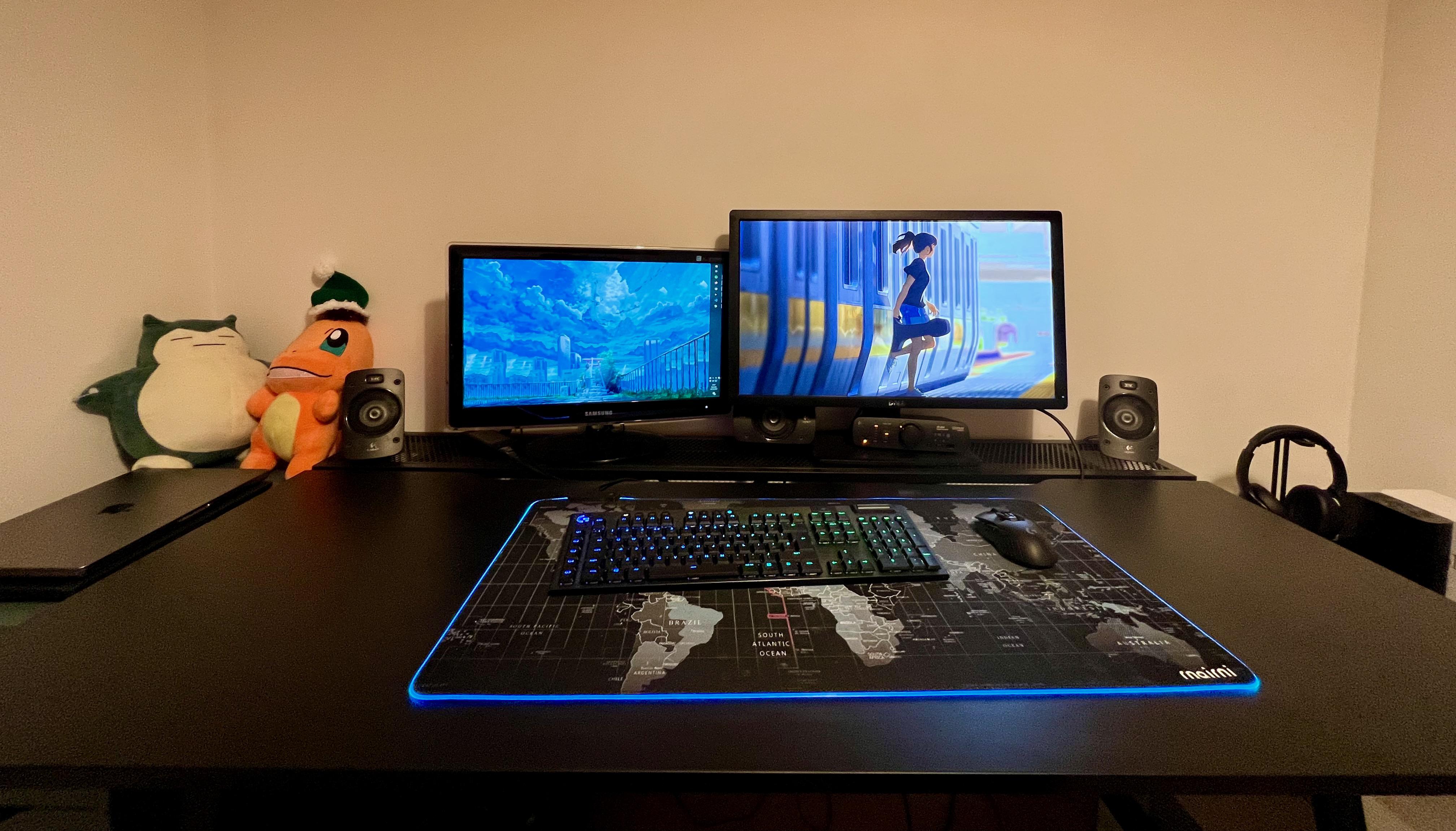 So I got the Ikea Utespelare and I am really enjoying how this desk