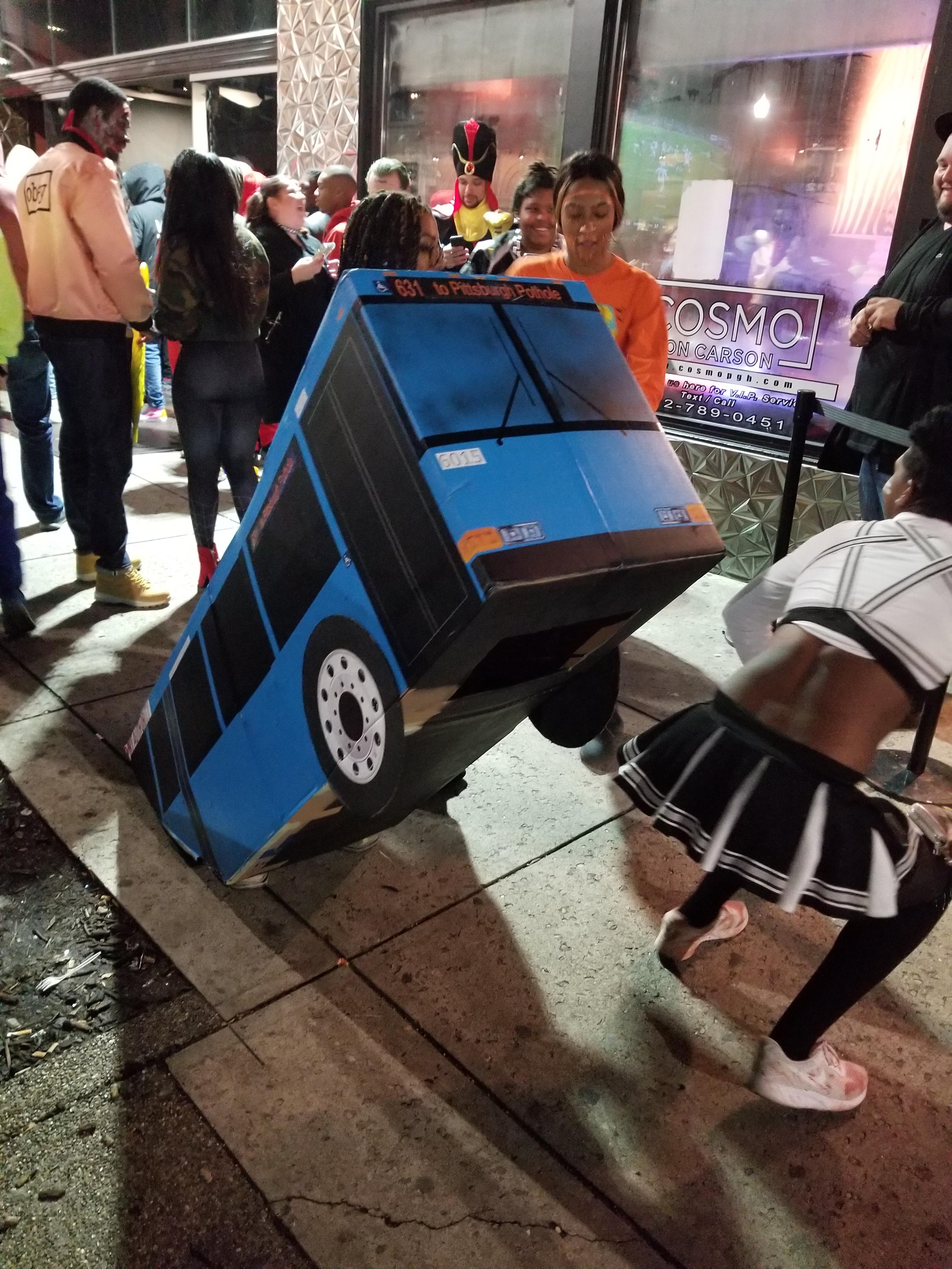 My favorite costume from last night r/pittsburgh