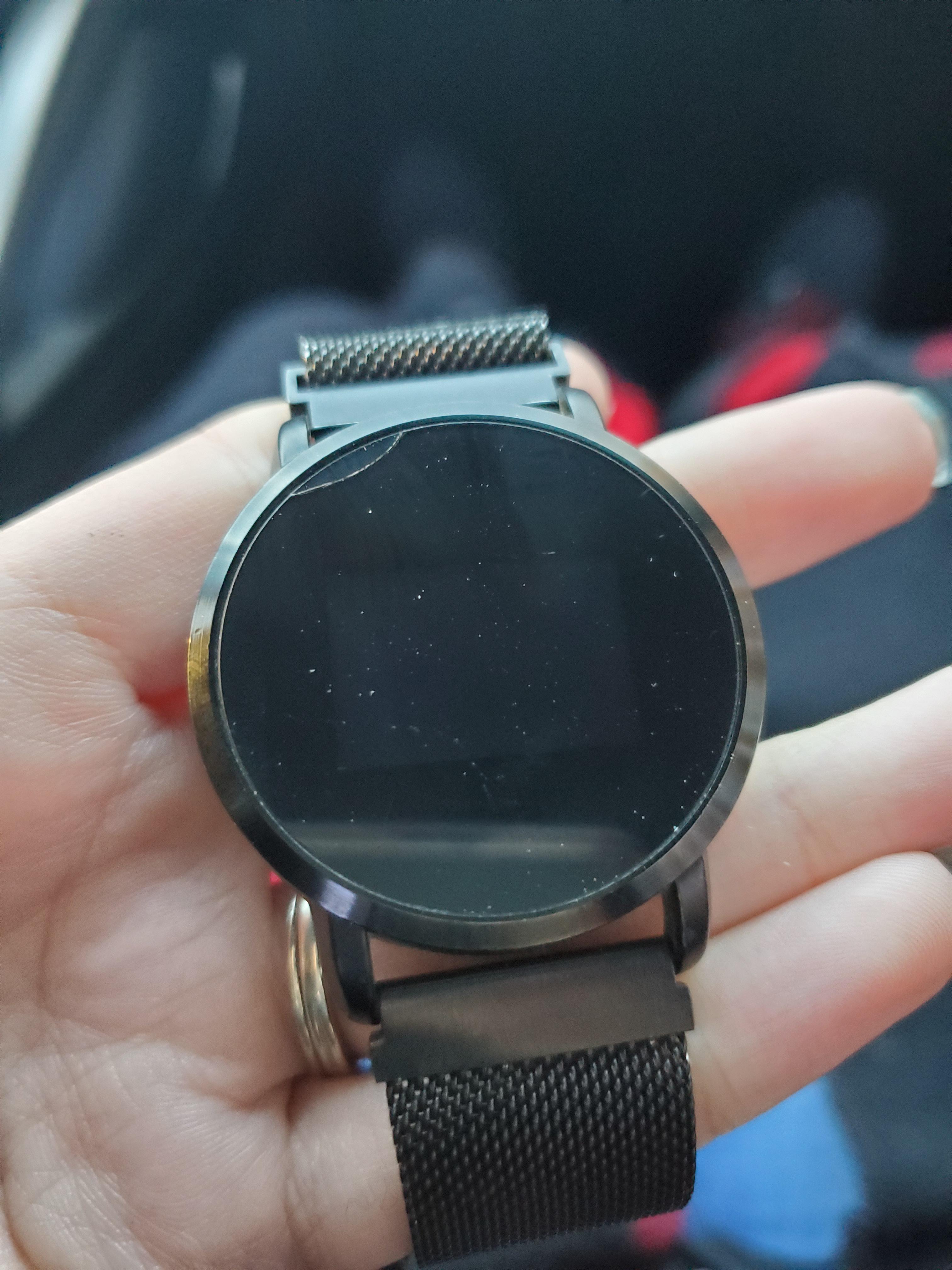 What is this knockoff smart watch? r/whatisthisthing