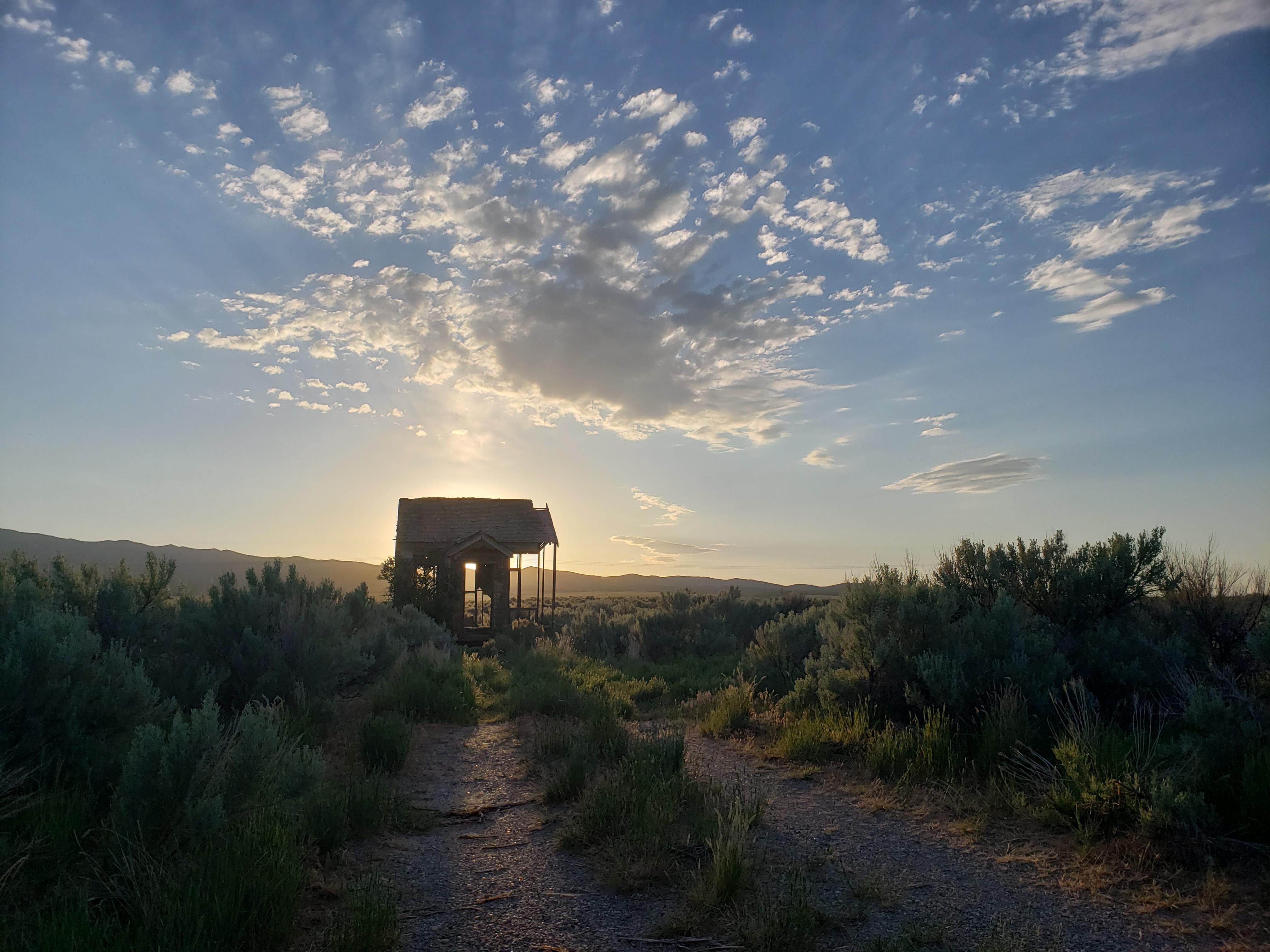 Early morning on ID81 near Malta Idaho. r/AbandonedPorn