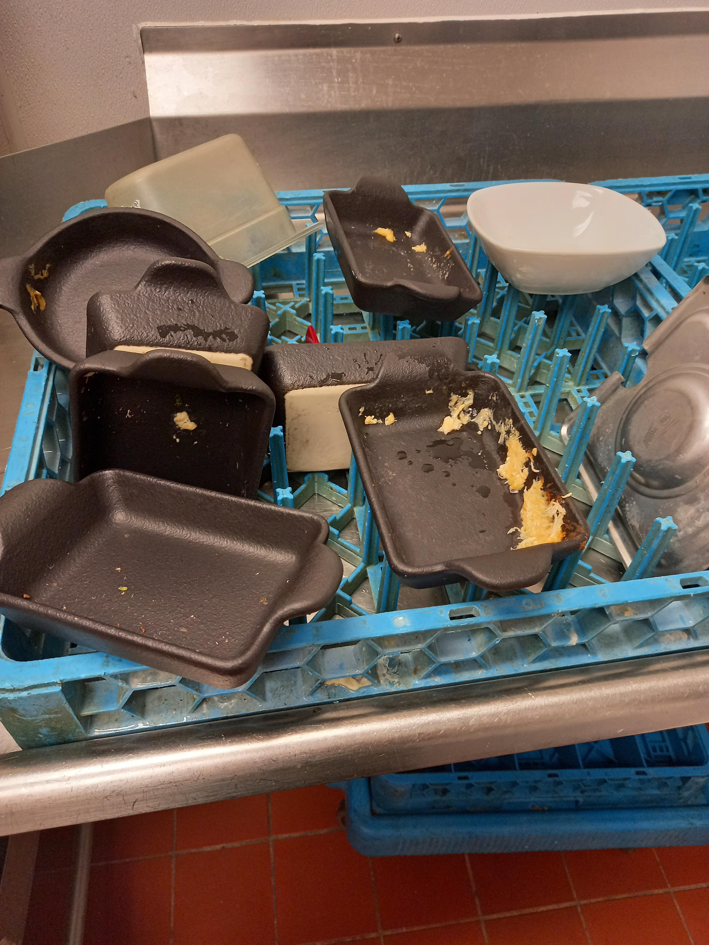 Why can't the wash dishes? r/dishwashers