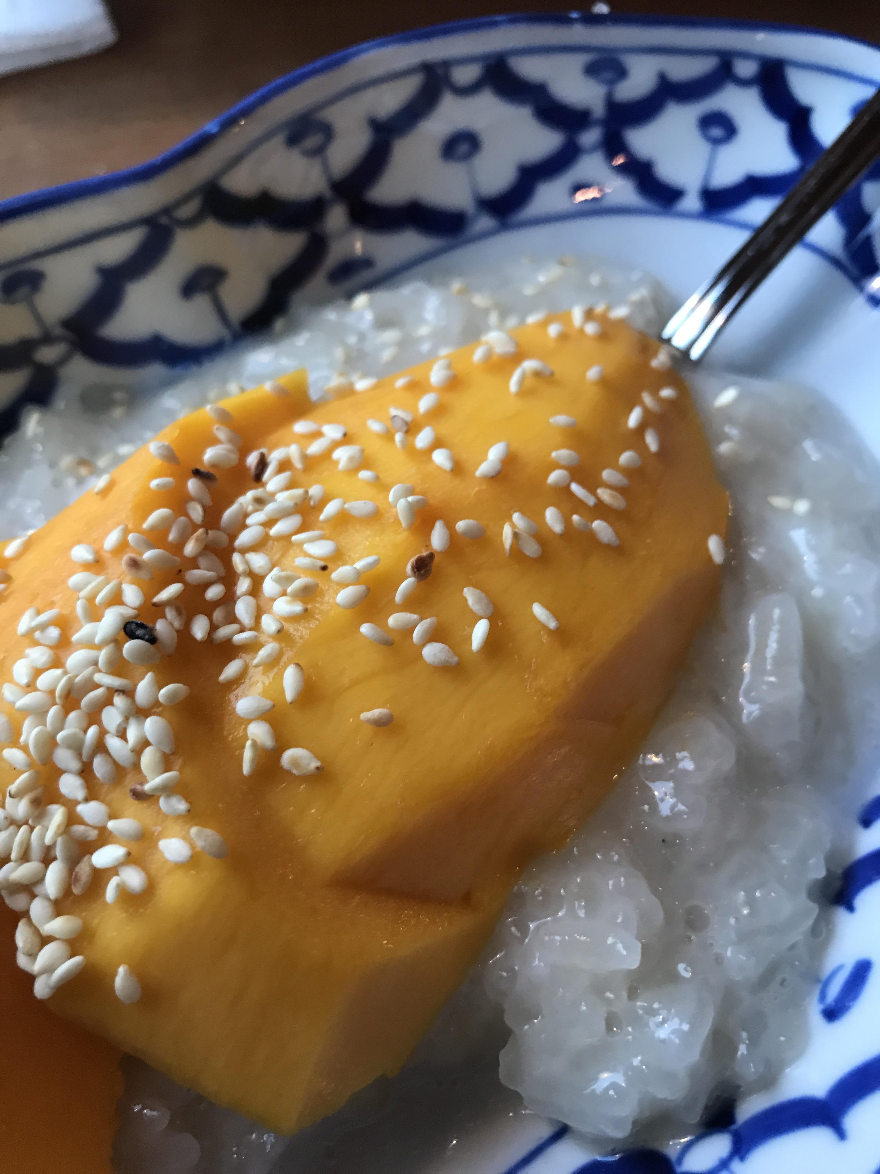 [I Ate] Mango Sticky Rice r/food