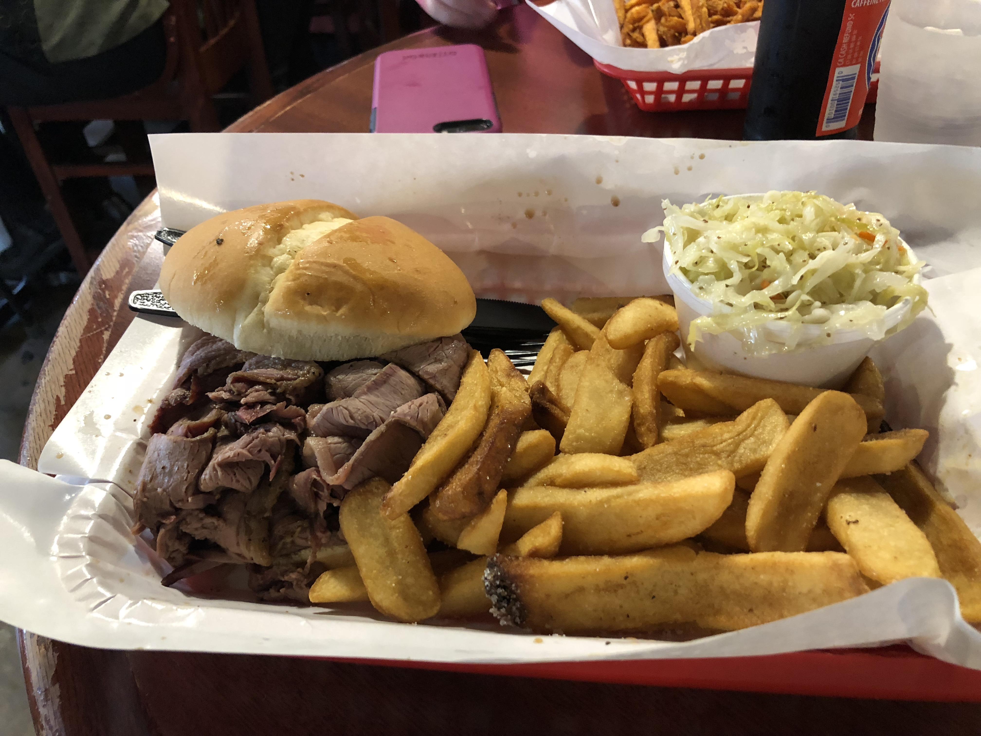 Pappys brisket sammich, fries and some slaw... nuff said r/BBQ