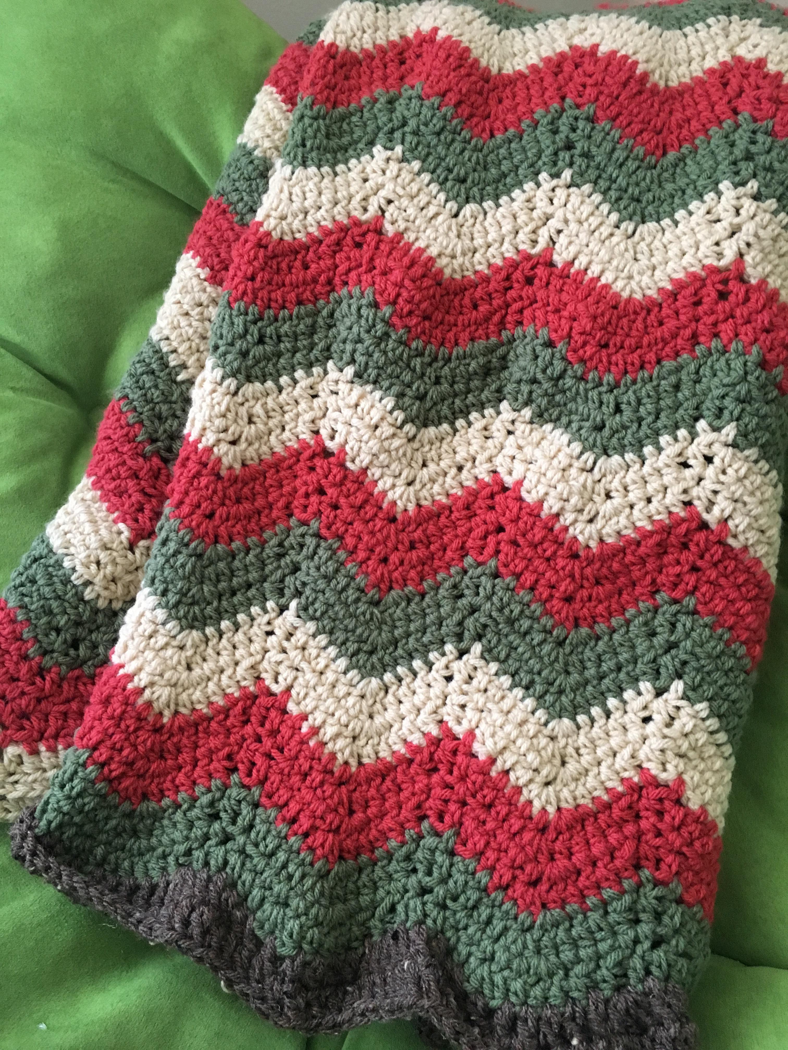 Finished the blanket for my grandma! r/crochet
