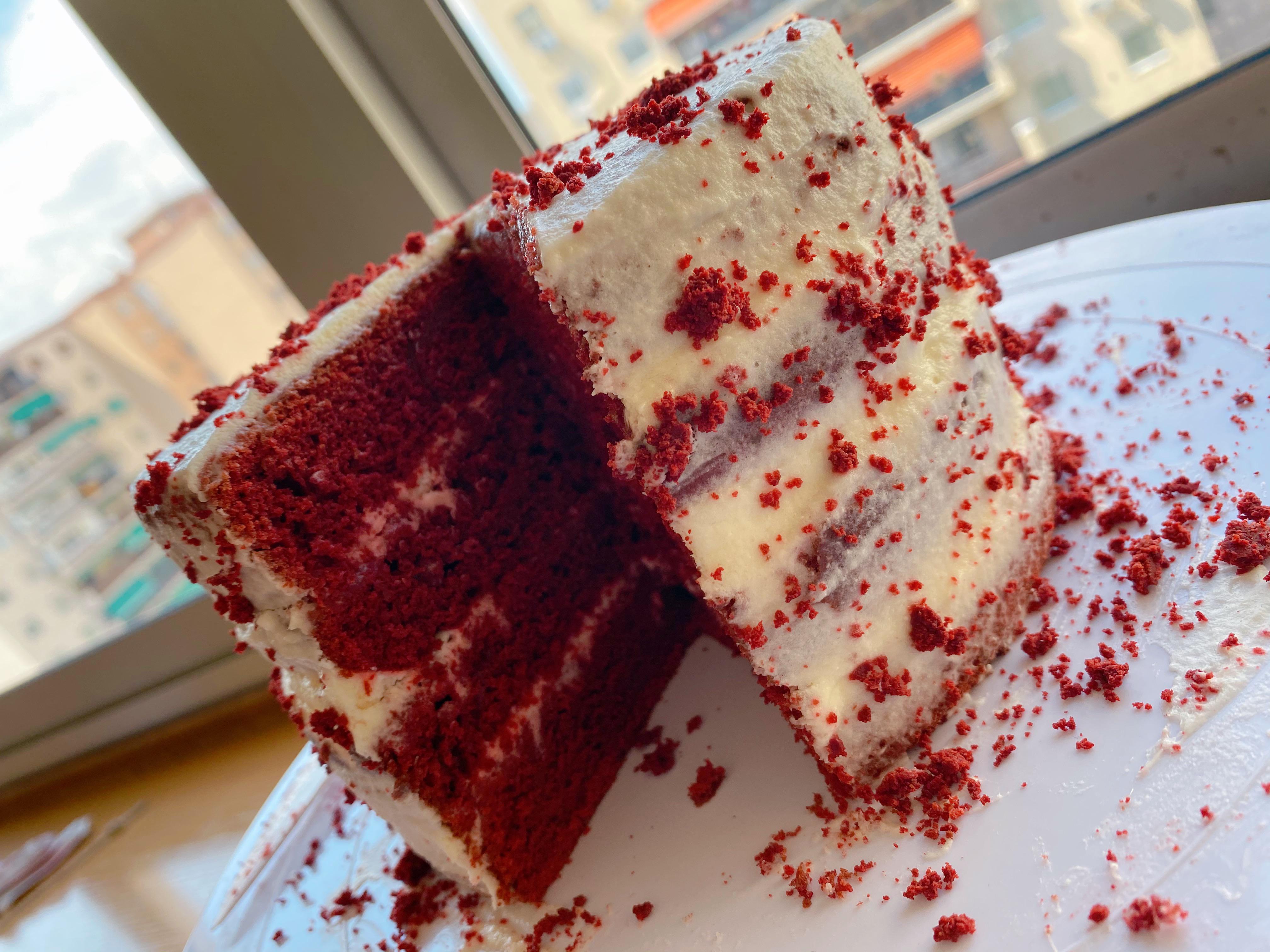 [Homemade] Red Velvet Cake food