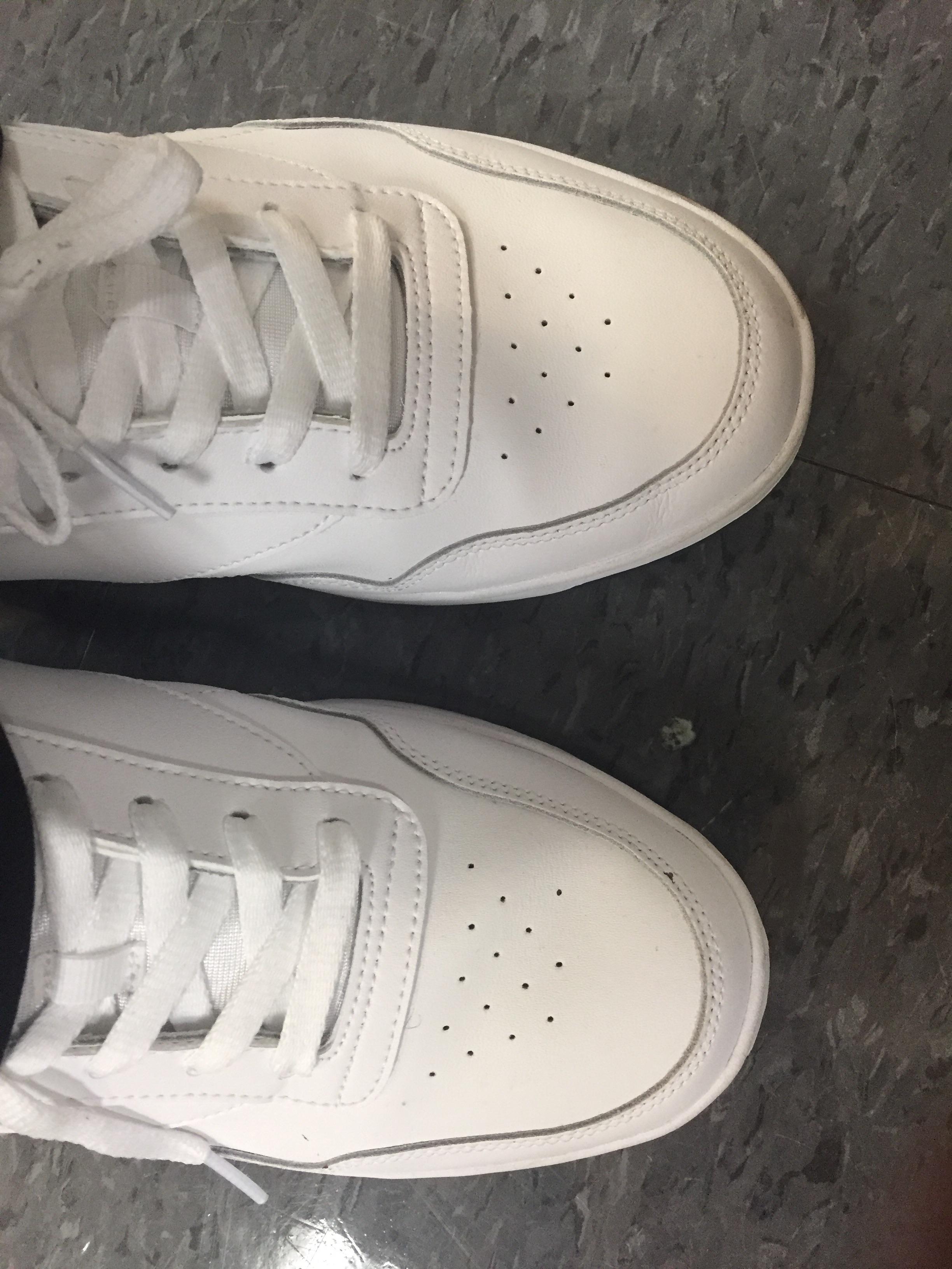 My right shoe has an extra hole r/mildlyinfuriating