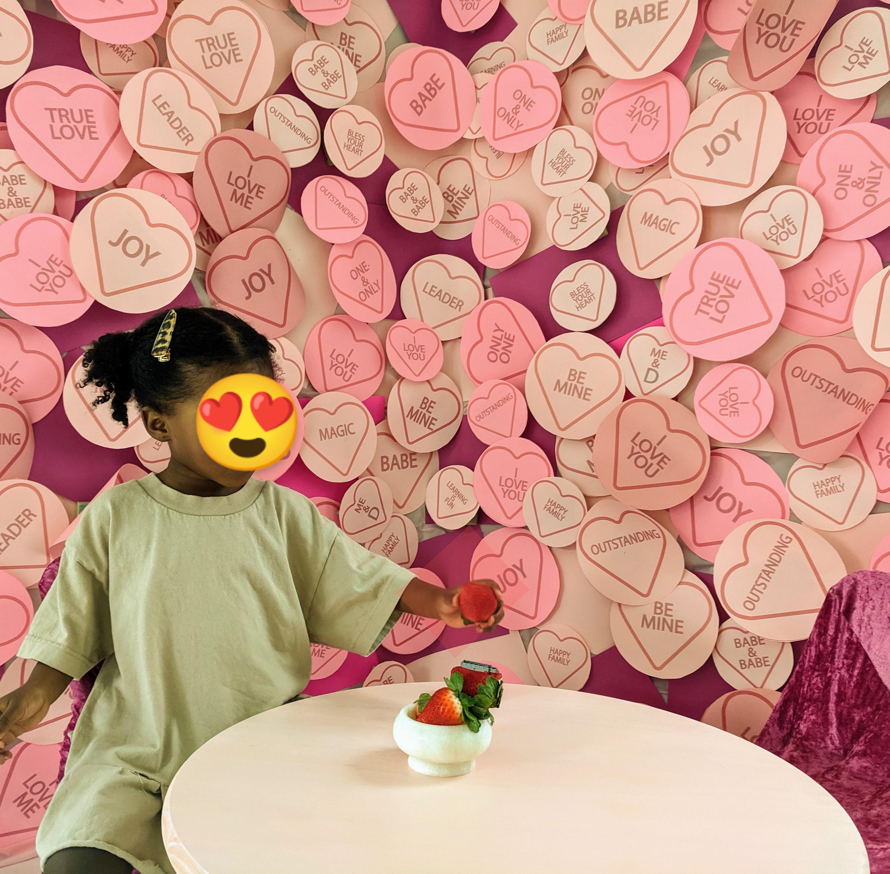 I made this candy heart wall, inspired by El&n Cafe in London. r/crafts