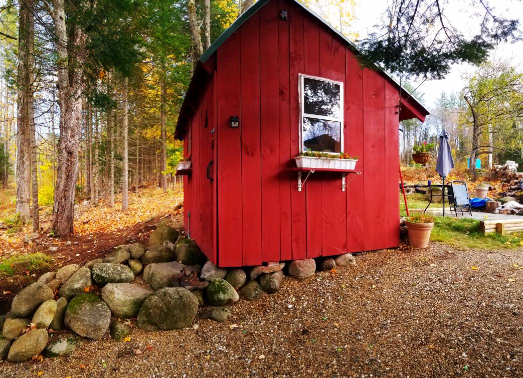 My airbnb this weekend was this secluded mini cabin in the White