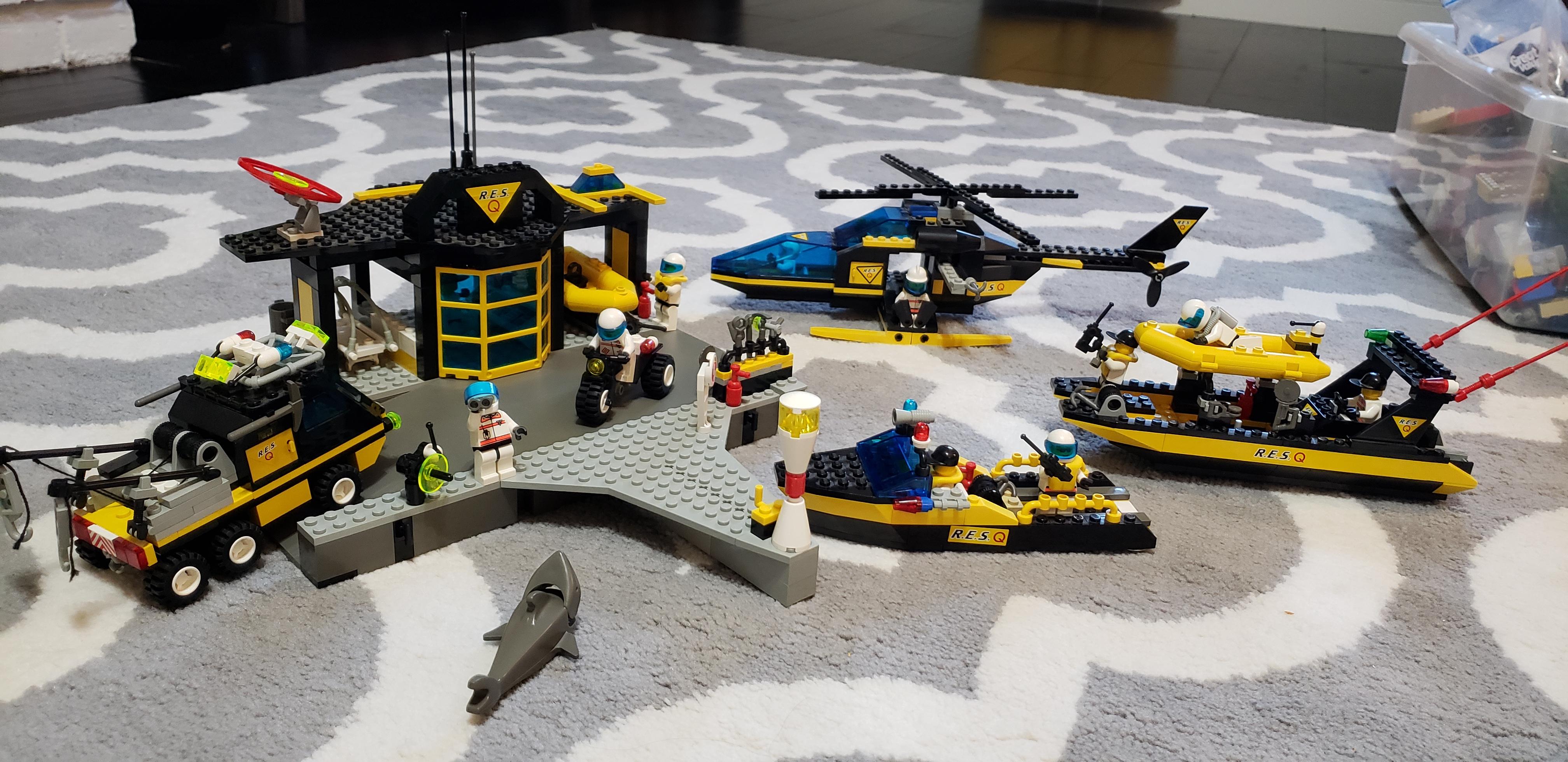 Here's a little 90's ResQ throw back for you r/lego