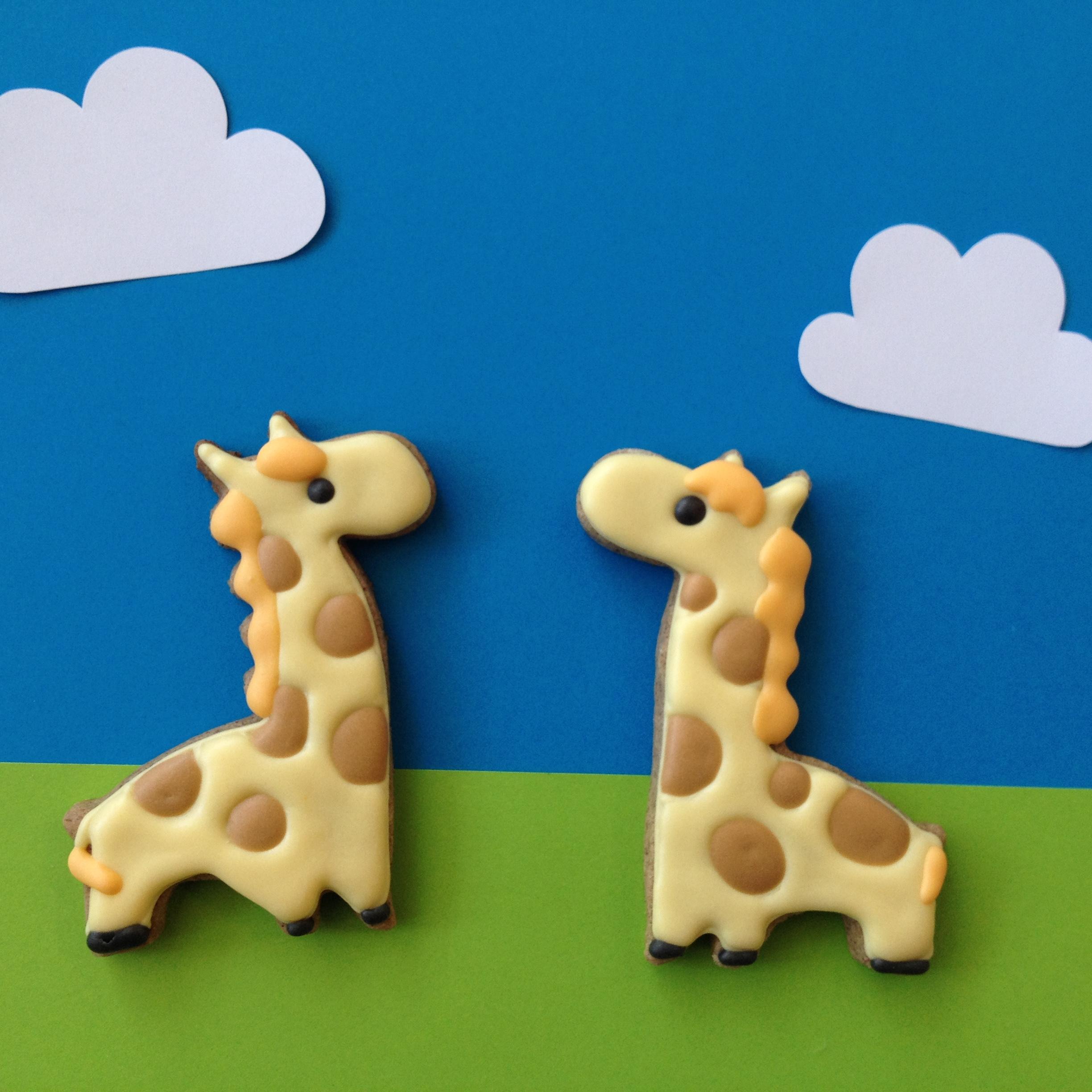 Made some giraffe cookies for a birthday party. r/Baking