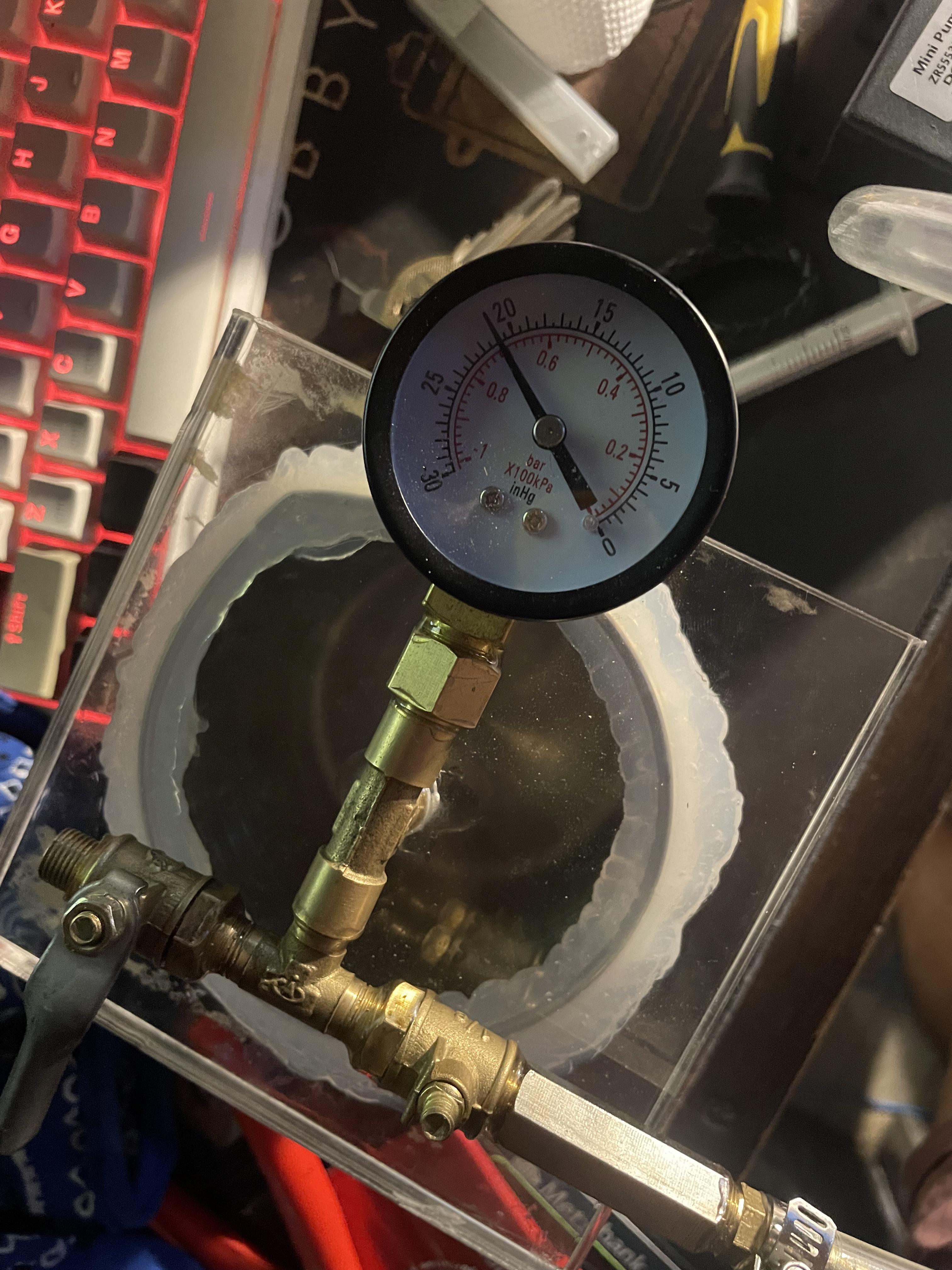 DIY vacuum chamber : r/ResinCasting